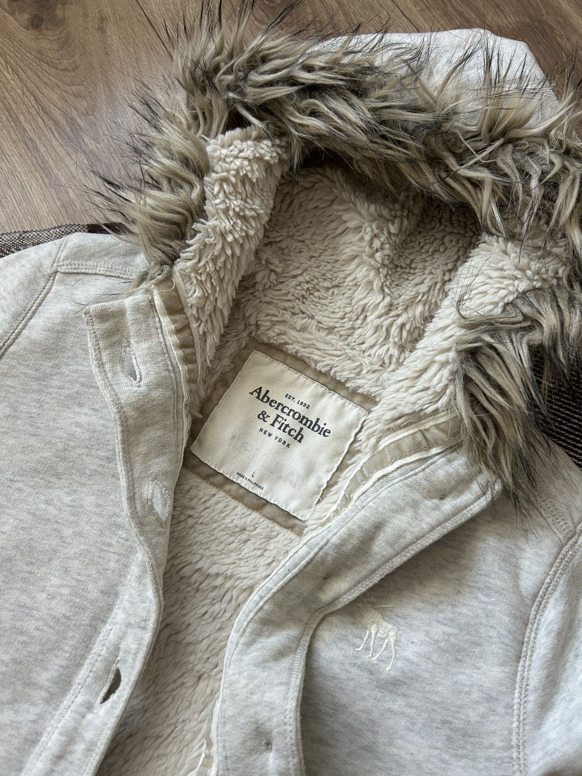 Abercrombie & Fitch × Japanese Brand Vintage Abercrombie & Fitch y2k Fur hoodies if six was nine Size US M / EU 48-50 / 2 - 4 Thumbnail