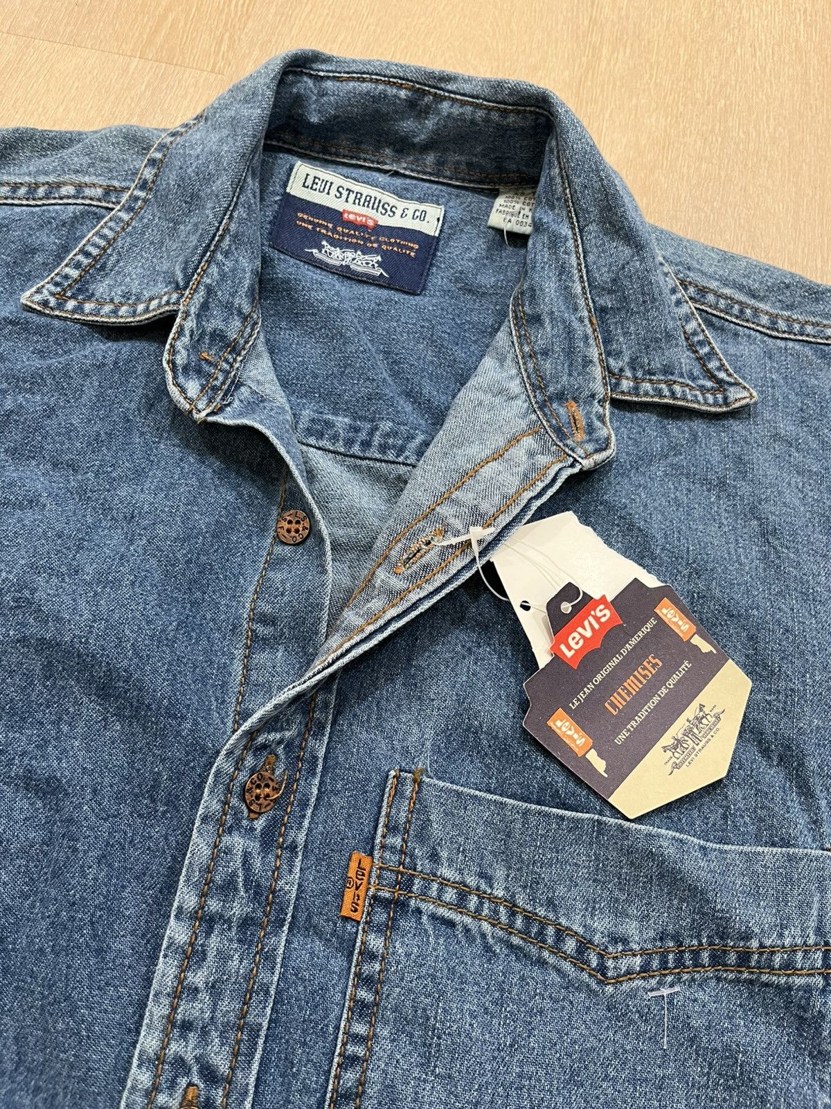 Supreme BNWT Orange Tabs Levis denim shirt Size US S / EU 44-46 / 1 - 1 Thumbnail