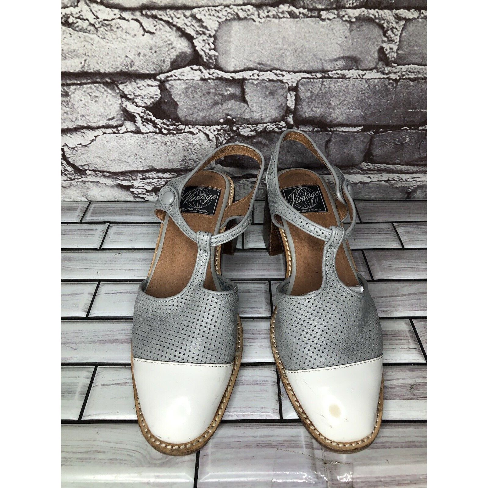 Jeffrey Campbell Vintage Jeffrey Campbell White Cap Gray Leather Perforated S Size US 7 / IT 37 - 2 Thumbnail