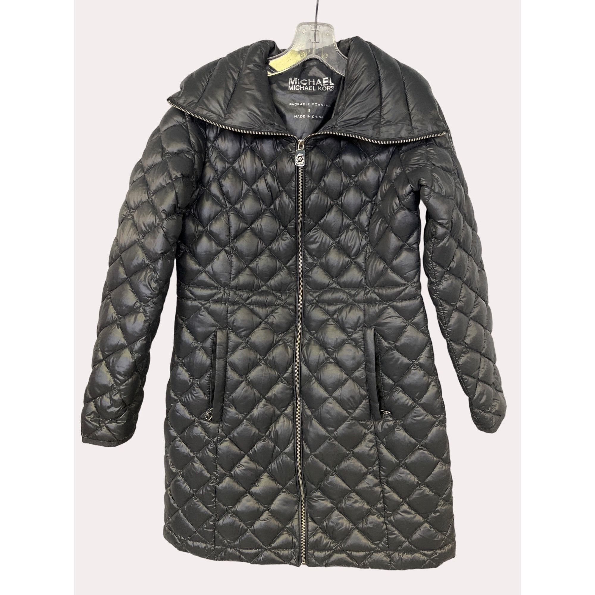 Michael Kors Michael Michael Kors Women's Grey Puffer Jacket Size S SKU 6 Size S / US 4 / IT 40 - 1 Thumbnail