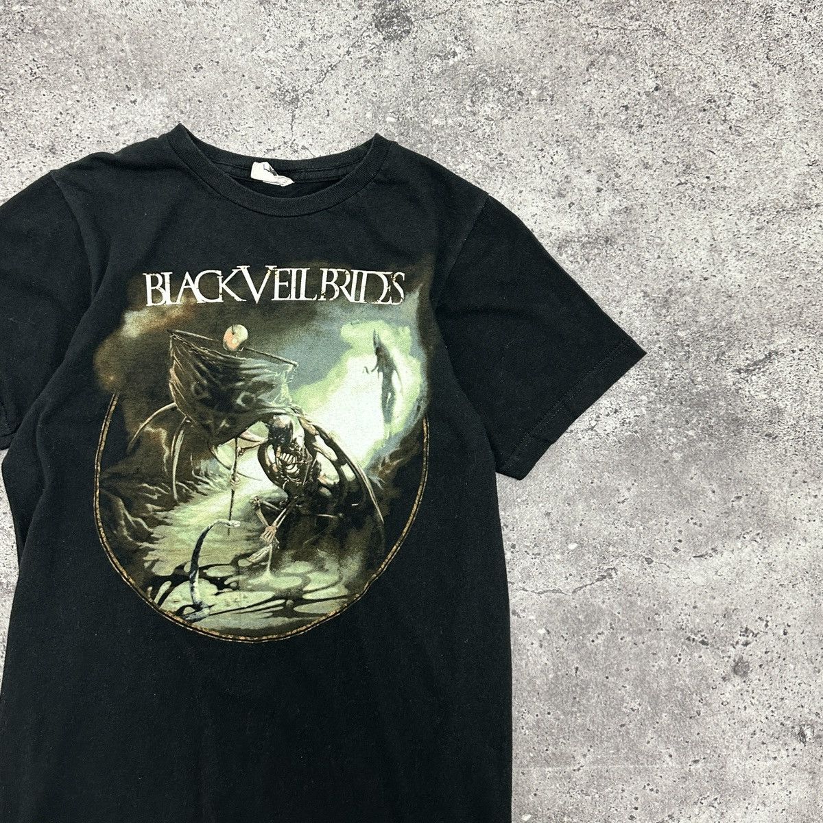 Band Tees Vintage 00s Black Veil Brides Anubis Skull tee y2k rock band Size S / US 4 / IT 40 - 2 Thumbnail