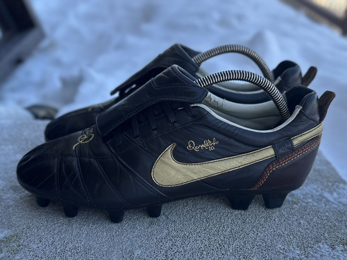 Nike 2006 NIKE TIEMPO RONALDINHO FG R10 SOCCER BOOTS CLEATS US 9 Size US 9 / EU 42 - 2 Thumbnail