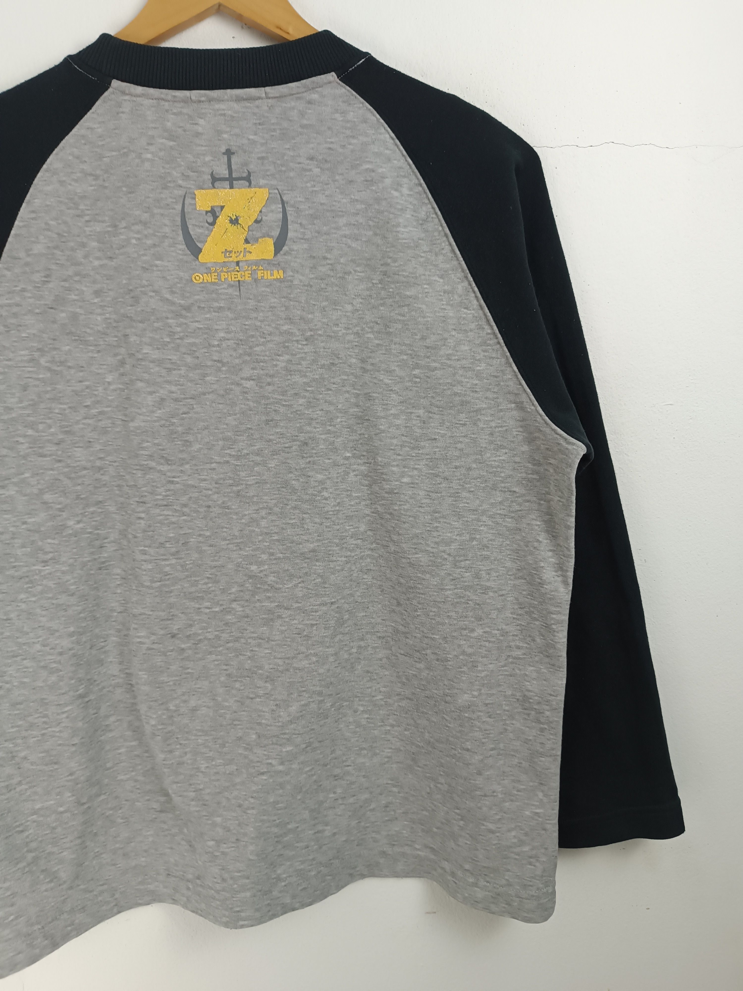 Anime VINTAGE ONE PIECE FILM Z LINEUP SWEATSHIRT VERY RARE ANIME Size US L / EU 52-54 / 3 - 12 Thumbnail