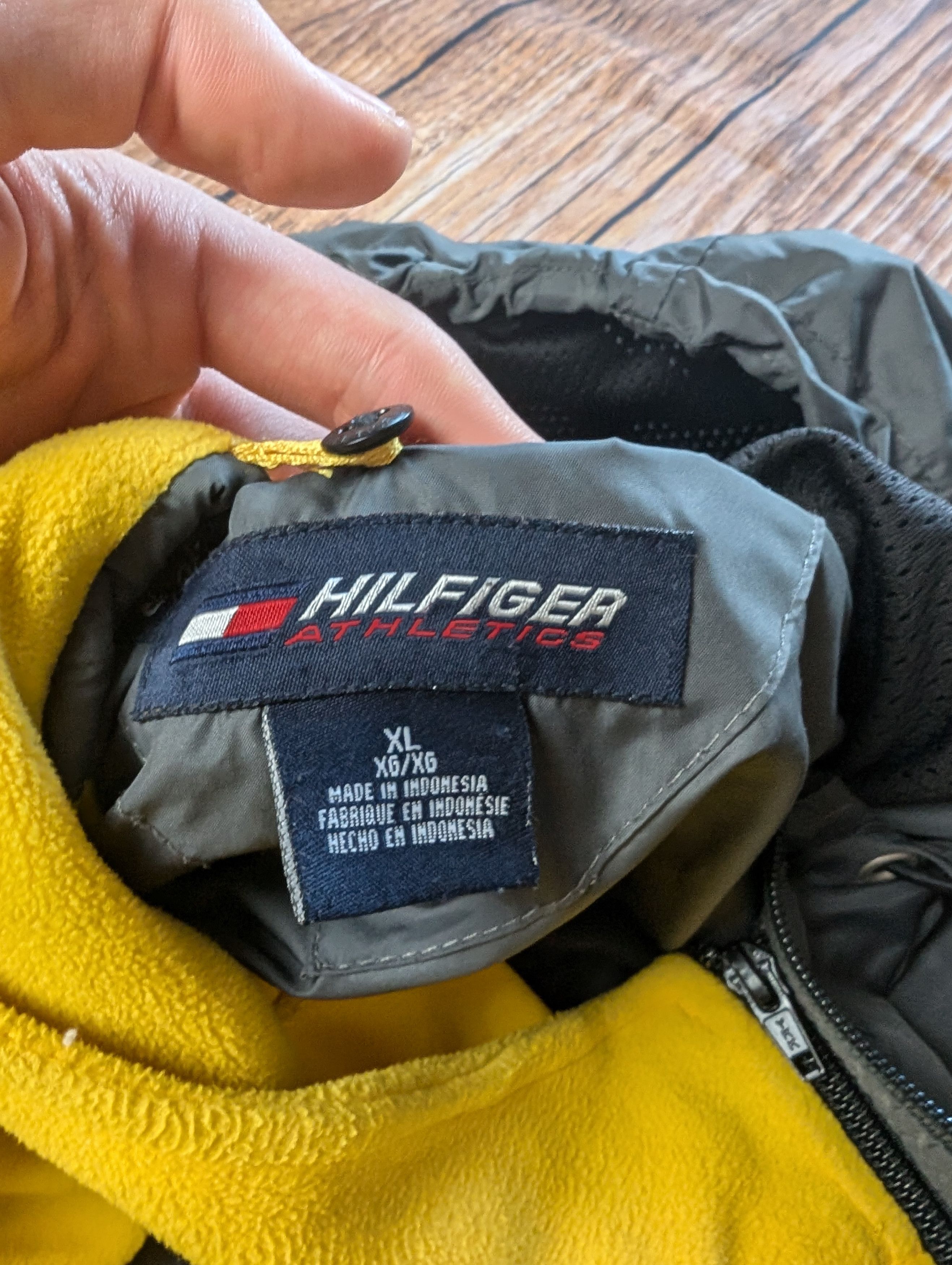 Tommy Hilfiger × Vintage Khaki Hilfiger athletics vintage windbreaker jacket Size US XL / EU 56 / 4 - 7 Thumbnail