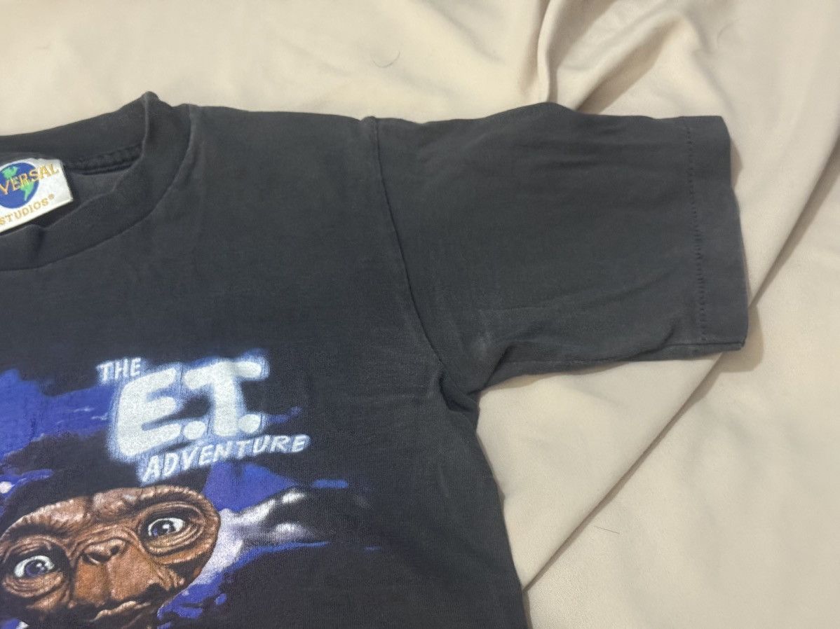 Vintage Vintage 90s E.T. Universal Studios T-Shirt Size US S / EU 44-46 / 1 - 2 Thumbnail