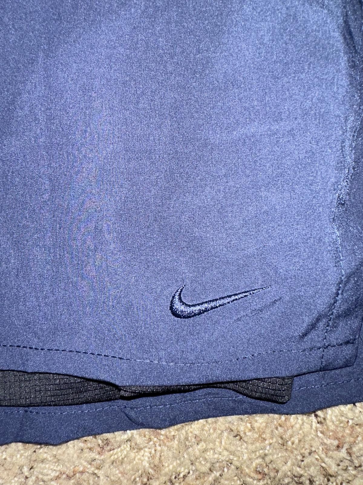 Nike Nike Mens Dri-Fit Unlimited 7IN 2IN1 Fitness Woven Shorts Size US 44 / EU 60 - 3 Thumbnail