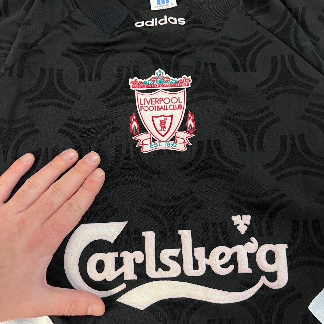 Adidas Adidas x Liverpool Vintage 90s Rare Goalkeeper Jersey Size US L / EU 52-54 / 3 - 3 Thumbnail