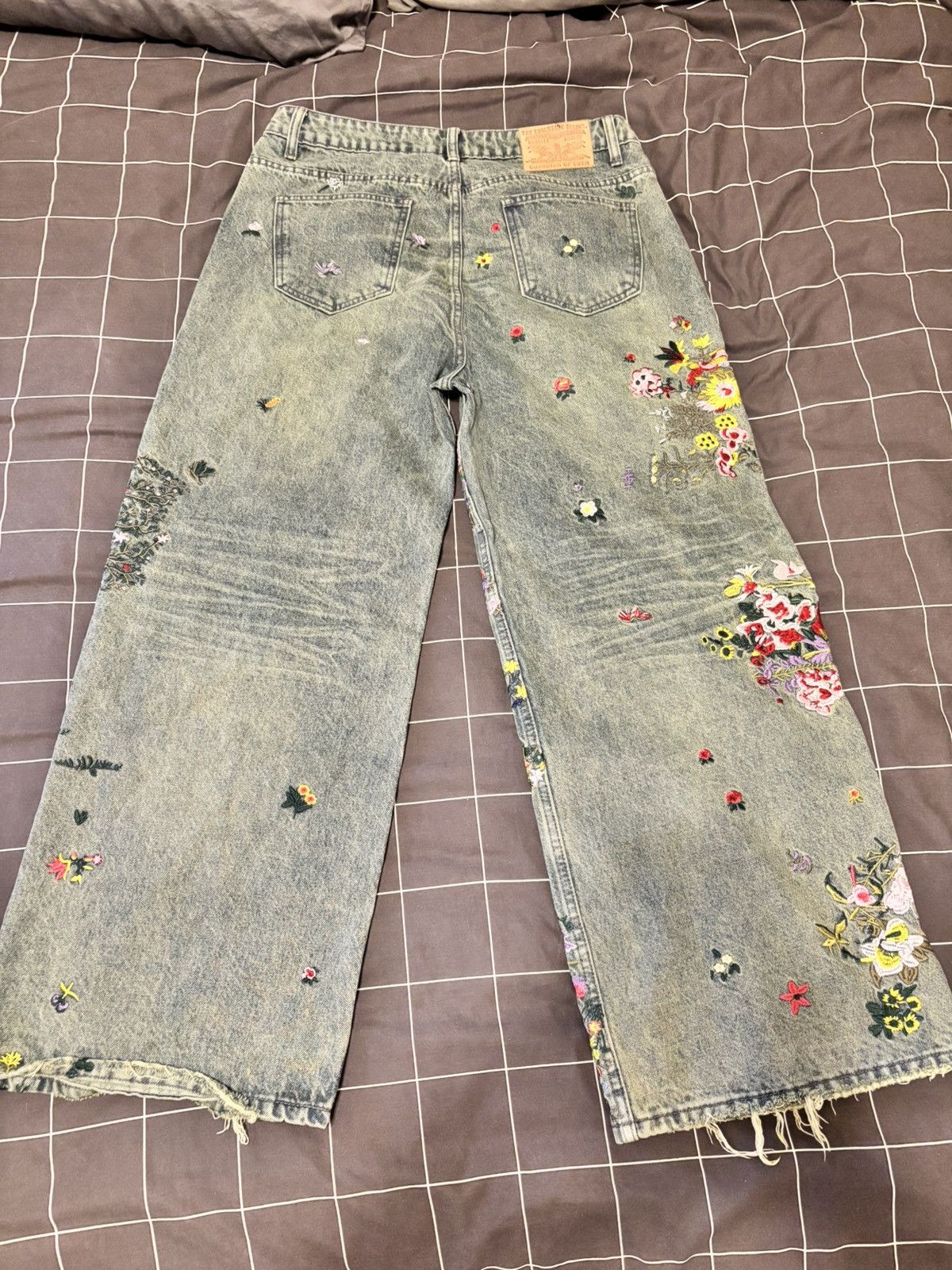 Other Evolution Begins Green Floral Embroidered Denim Size US 32 / EU 48 - 2 Thumbnail
