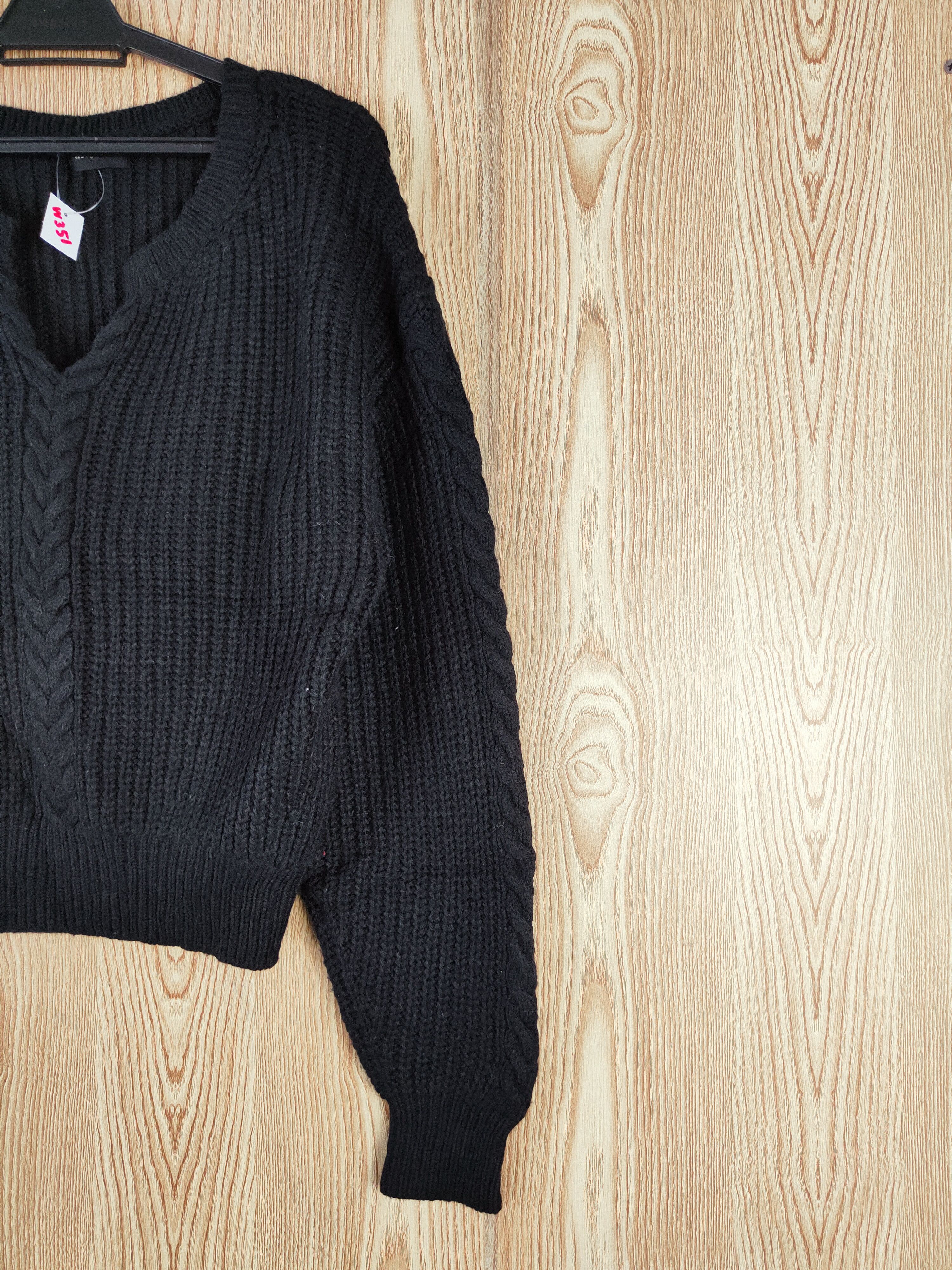Japanese Brand Apart by Lowrys Black Knitwear Crop Tops #W351 Size L / US 10 / IT 46 - 5 Thumbnail