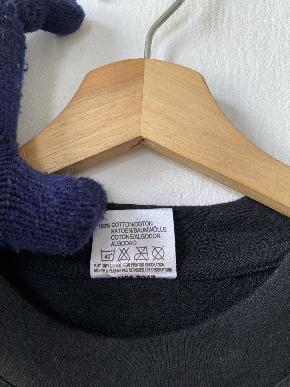 Vintage Vintage 90’s Nicolaus Copernicus Polymath Astronomus Tee Size US L / EU 52-54 / 3 - 8 Thumbnail