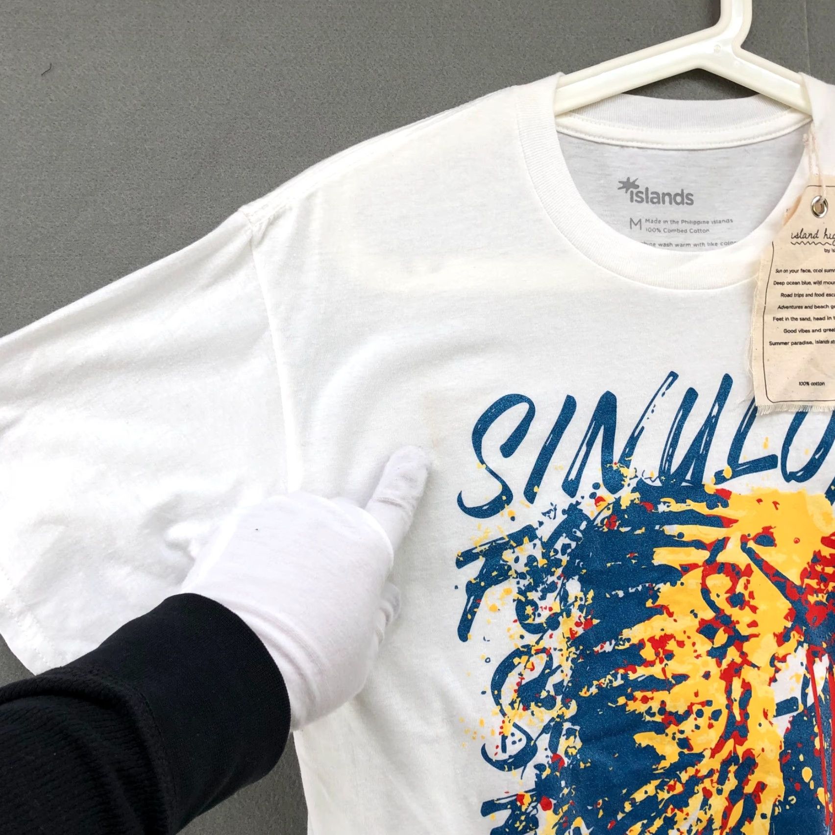 Vintage Islands Sinulog Festival Philippines Graphic T Shirt Unisex Medium M Mens White Cotton Crew Neck Short Sleeve NWT Size US M / EU 48-50 / 2 - 6 Thumbnail