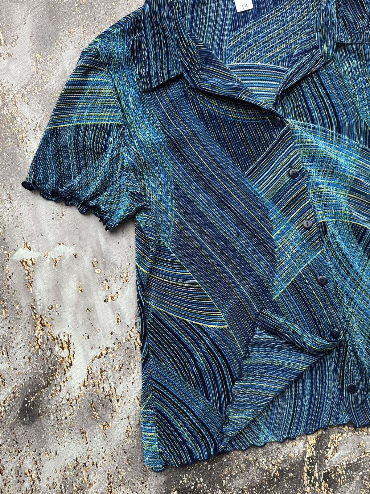 Vintage Vintage Plisse Geometric Shirt Issey Style Size US S / EU 44-46 / 1 - 2 Thumbnail
