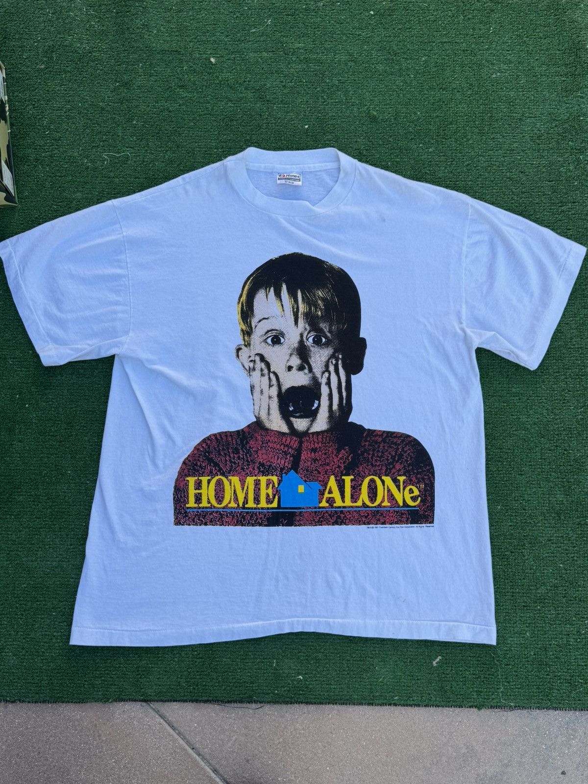 Hanes Home Alone Scream Fox Promotion 1991 T-Shirt Size US XL / EU 56 / 4 - 1 Thumbnail