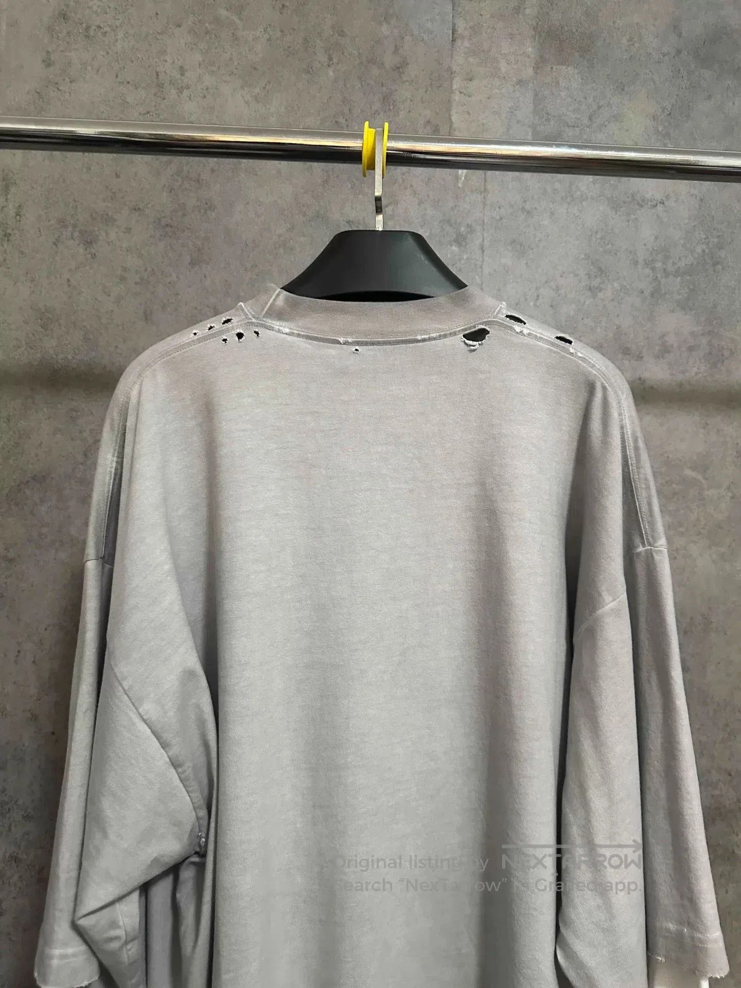 Balenciaga Balenciaga Gray Band Print Layered Longsleeve. Size US XXL / EU 58 / 5 - 6 Thumbnail