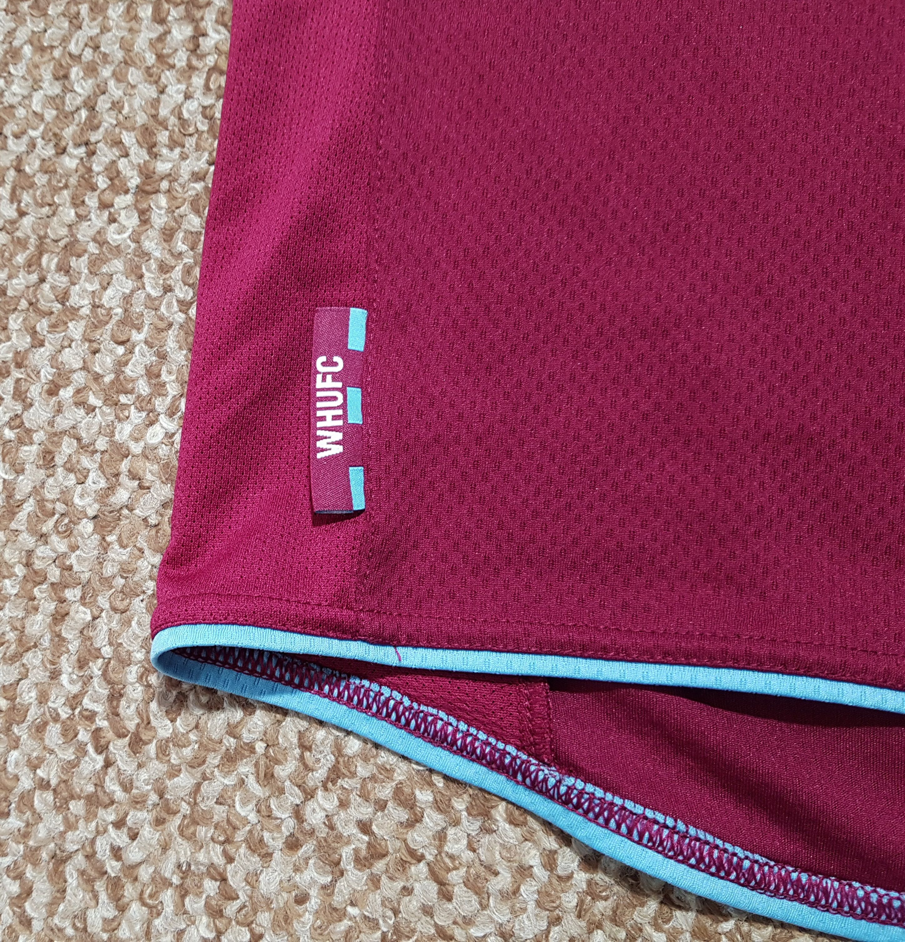 Macron Macron West Ham United 2012/13 Home Soccer Jersey Shirt sz L Size US L / EU 52-54 / 3 - 5 Thumbnail