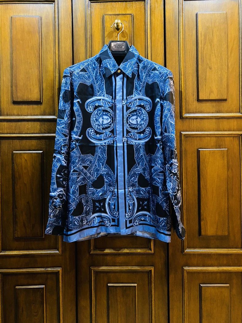 Versace Versace Genuine mulberry silk shirt Size US M / EU 48-50 / 2 - 1 Thumbnail