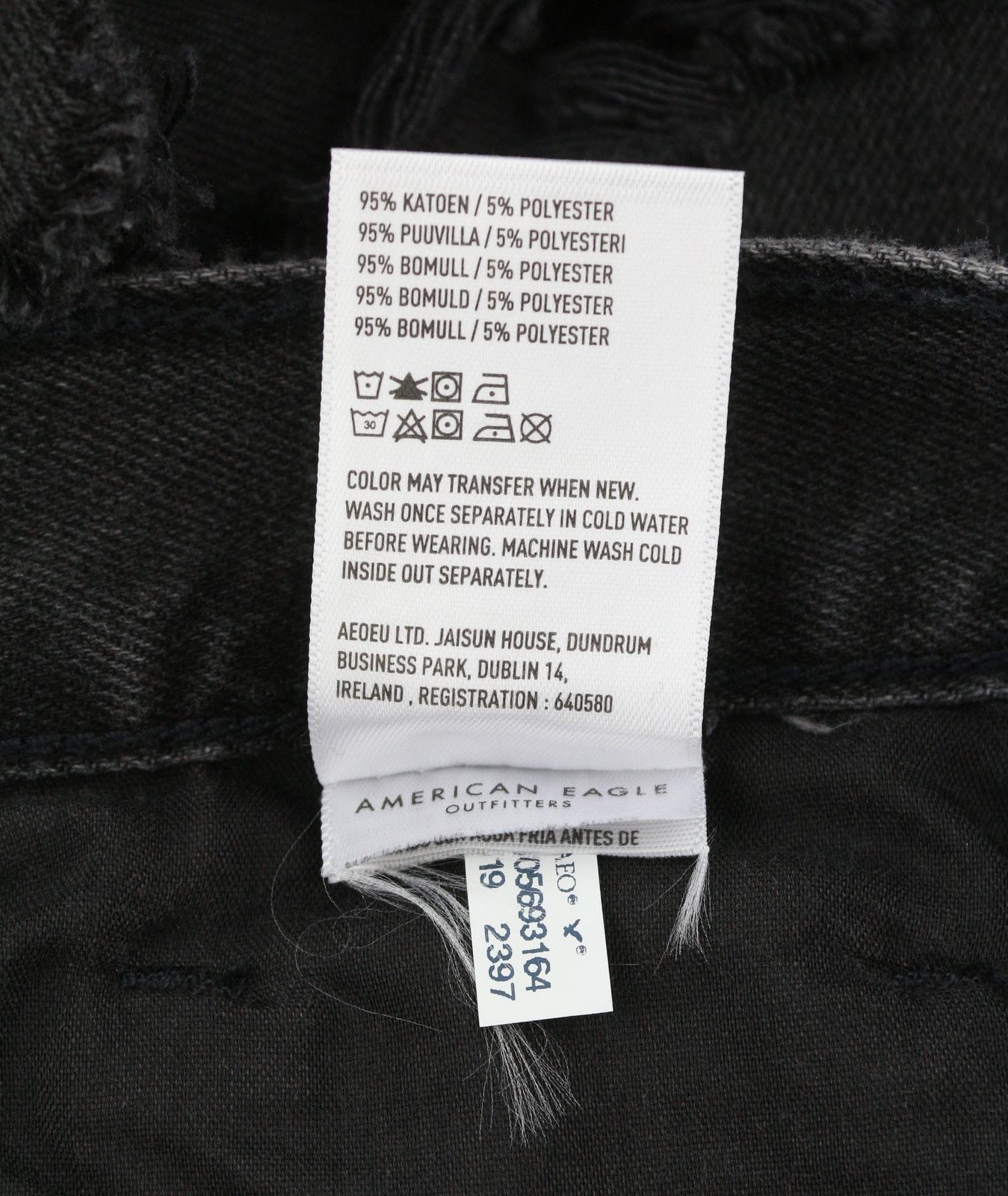 American Eagle Outfitters MOM BLACK BLAZE W27 Black Distress Jeans 88781 Size 27" / US 4 / IT 40 - 8 Thumbnail