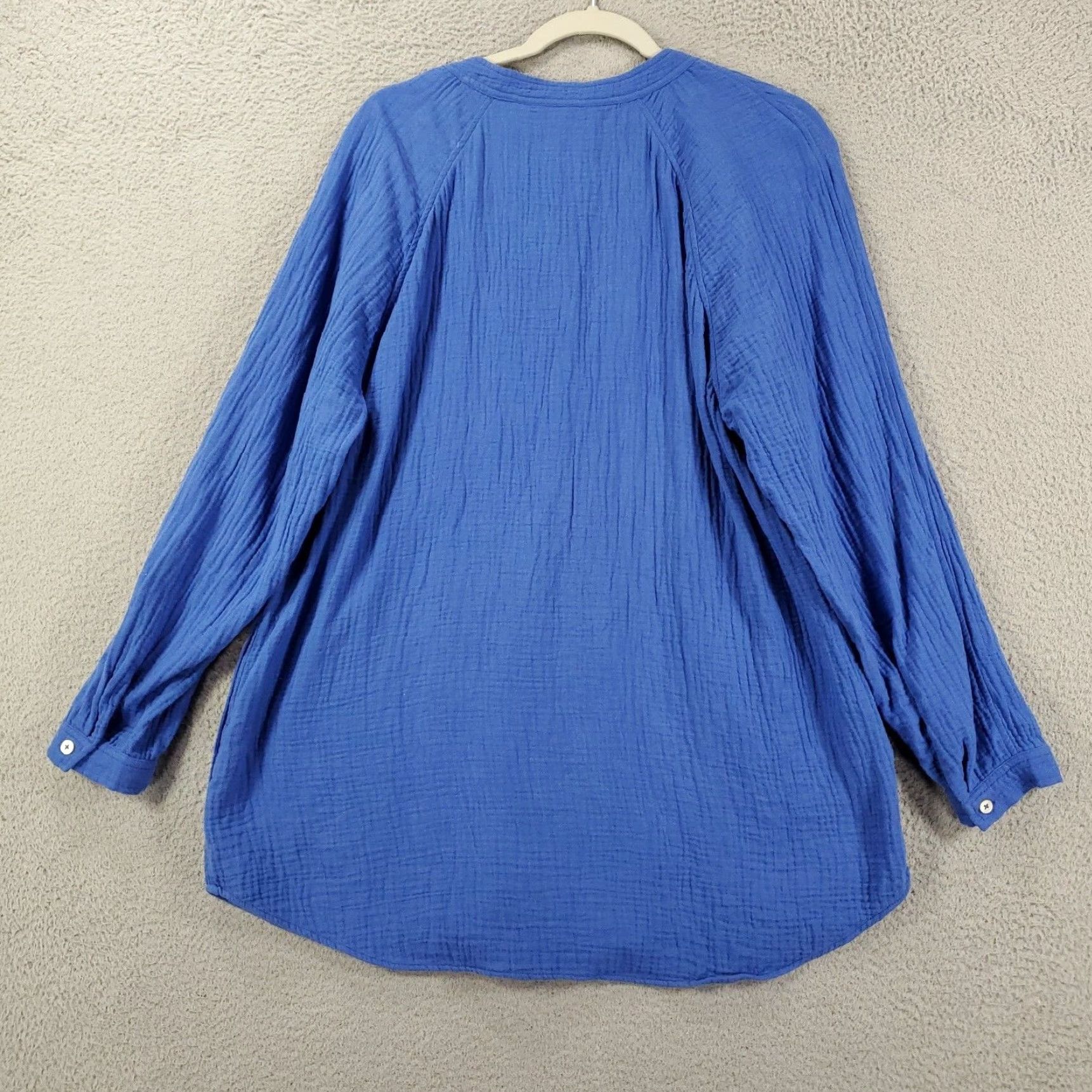 Soft Surroundings Womens Blouse Shirt Size Large Blue Textured Button Up Boho Tunic 100% Cotton Soft Surroundings White/Blue? Size L / US 10 / IT 46 - 7 Thumbnail