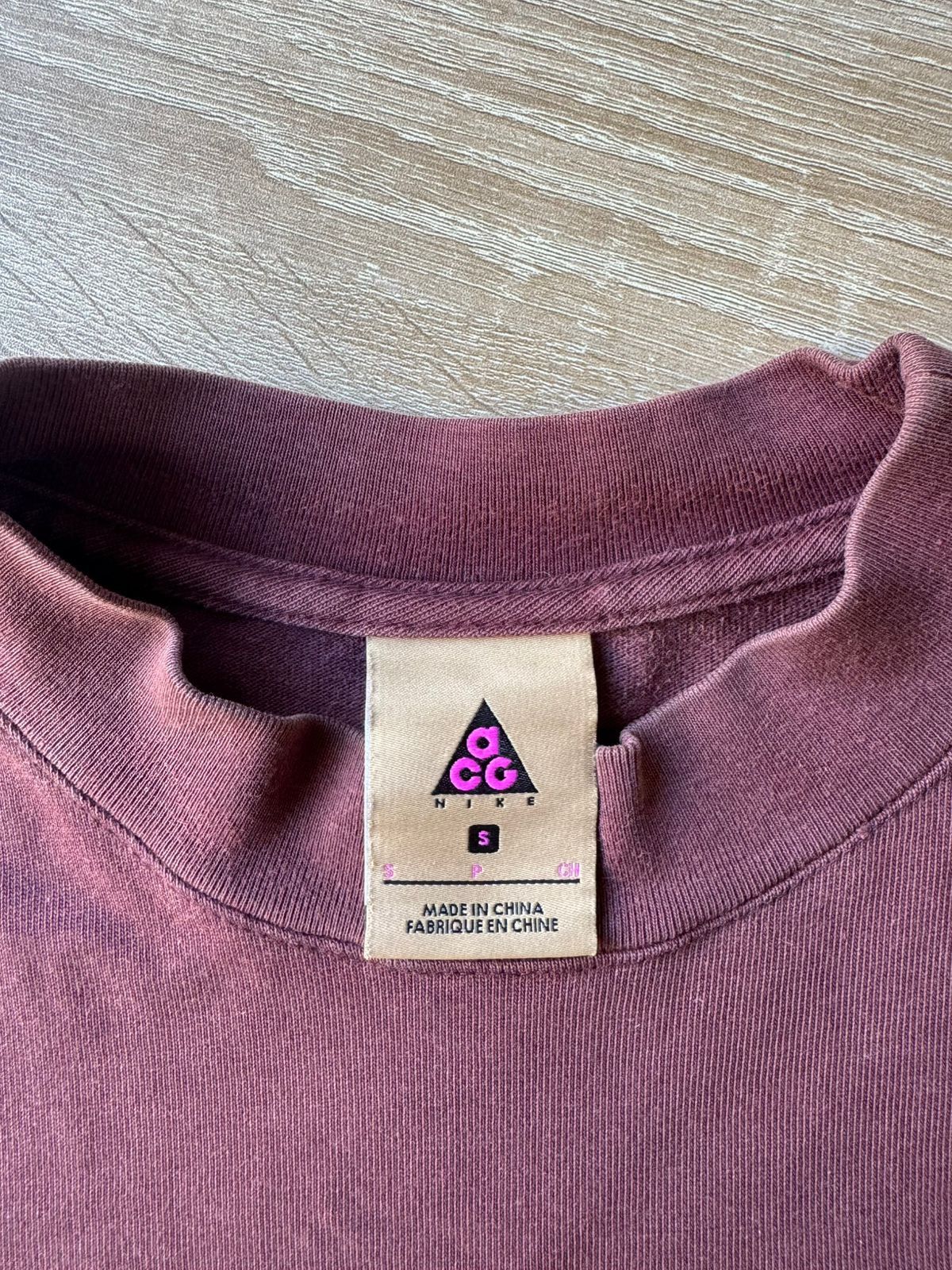 Nike ACG Nike ACG Long Sleeve Shirt – Size S Outdoor Gear Size US S / EU 44-46 / 1 - 4 Thumbnail