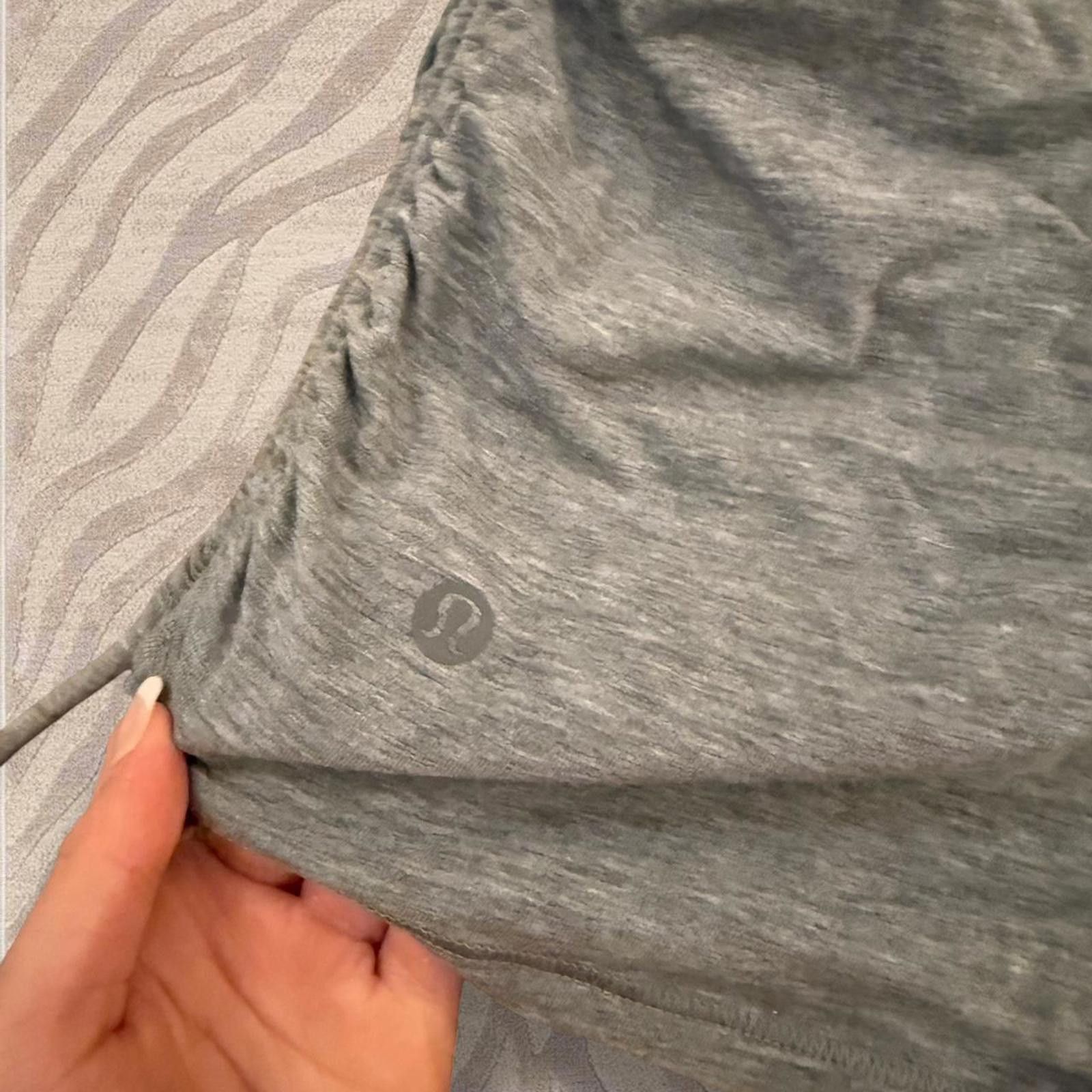 Lululemon Lulu lemon cinch it Minindress. Size M / US 6-8 / IT 42-44 - 6 Thumbnail