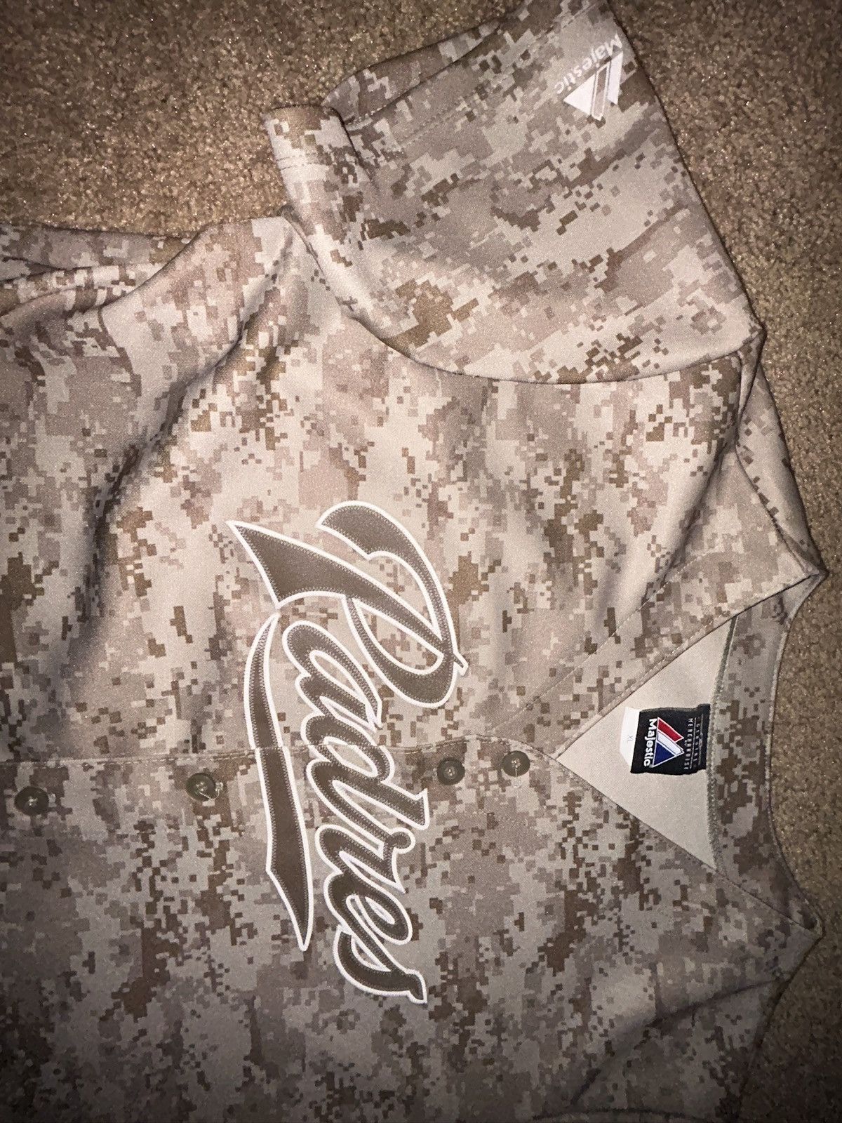 Majestic KIDS YOUTH XL - Stitched Camo San Diego Padres Jersey Size US S / EU 44-46 / 1 - 3 Thumbnail