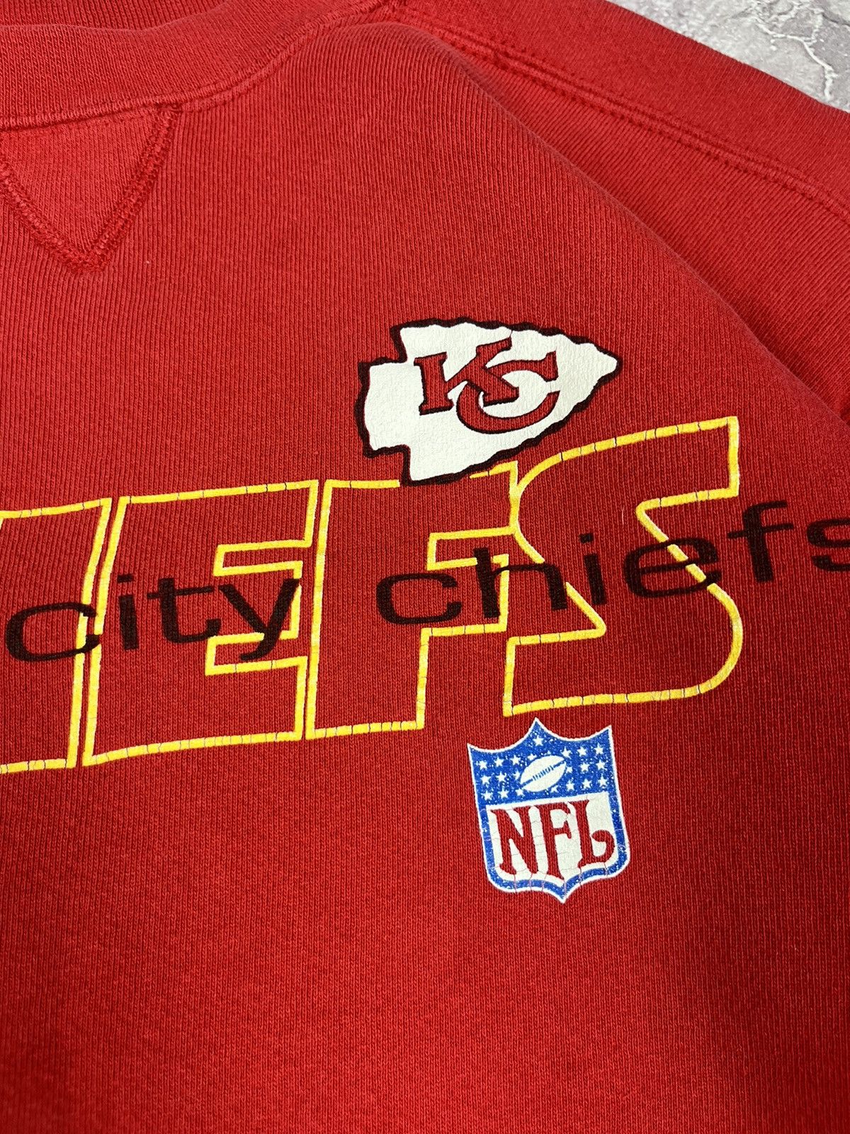 NFL Vintage Puma NFL Kansas City Chiefs Pullover Sweatshirts Size US M / EU 48-50 / 2 - 4 Thumbnail