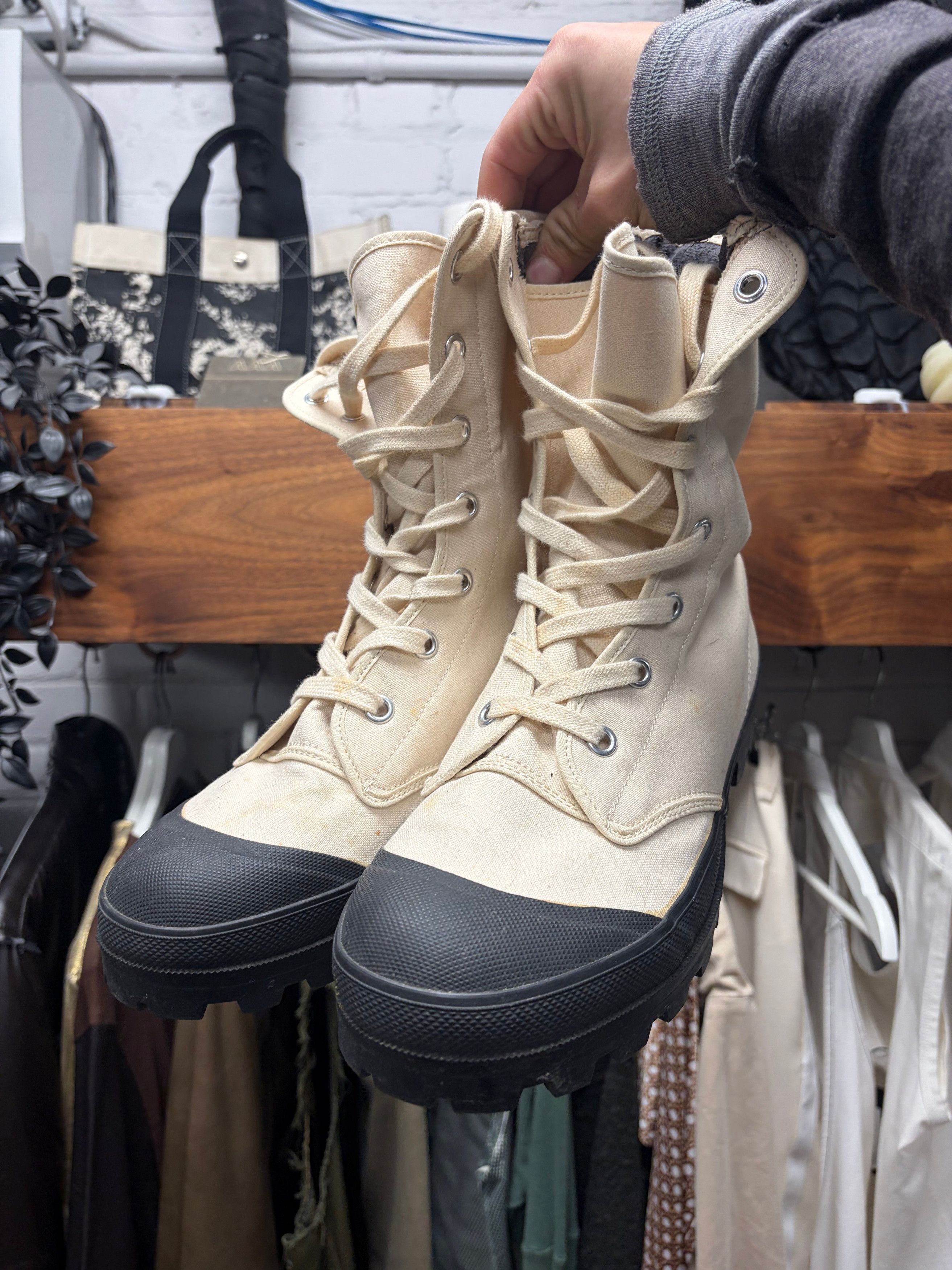 Comme des Garcons SS1995 Comme Des Garçons Homme Canvas/Rubberized Duck Boots Size US 9 / EU 42 - 2 Thumbnail
