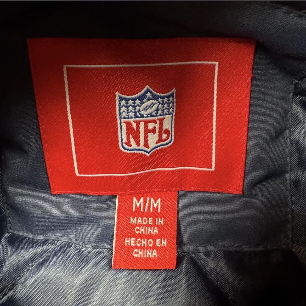 NFL Vintage St Louis Rams puffer jacket Size US M / EU 48-50 / 2 - 6 Thumbnail