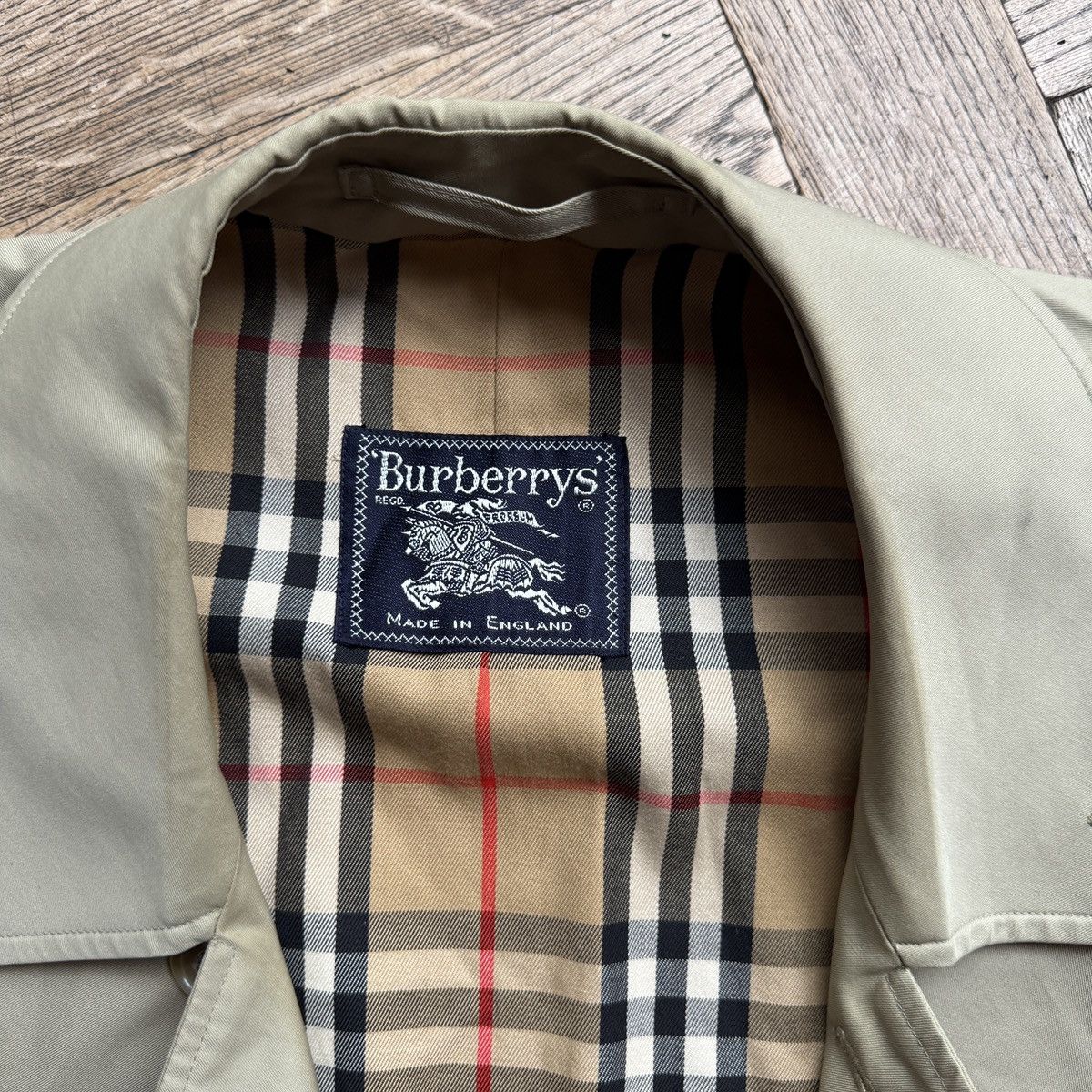 Burberry Burberrys’ Trench Coat (Classic Nova Check Lining) Size US L / EU 52-54 / 3 - 2 Thumbnail