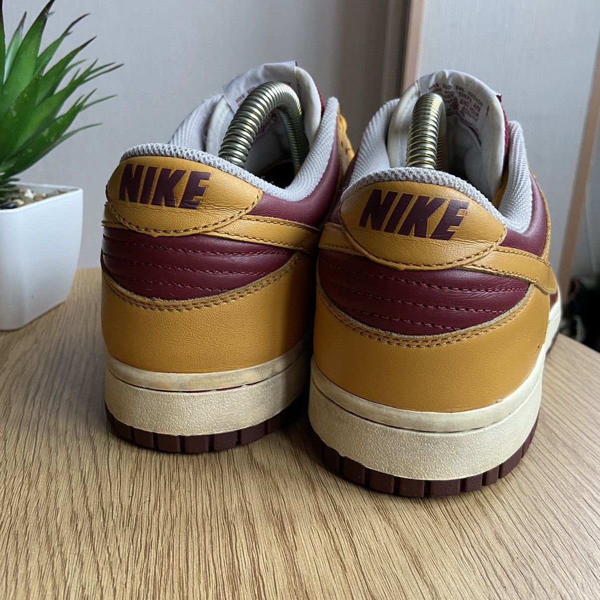 Nike 📌 Vintage RARE Nike Dunk Team Red / Gold Leaf 2005 Sneakers Size US 9 / EU 42 - 12 Thumbnail