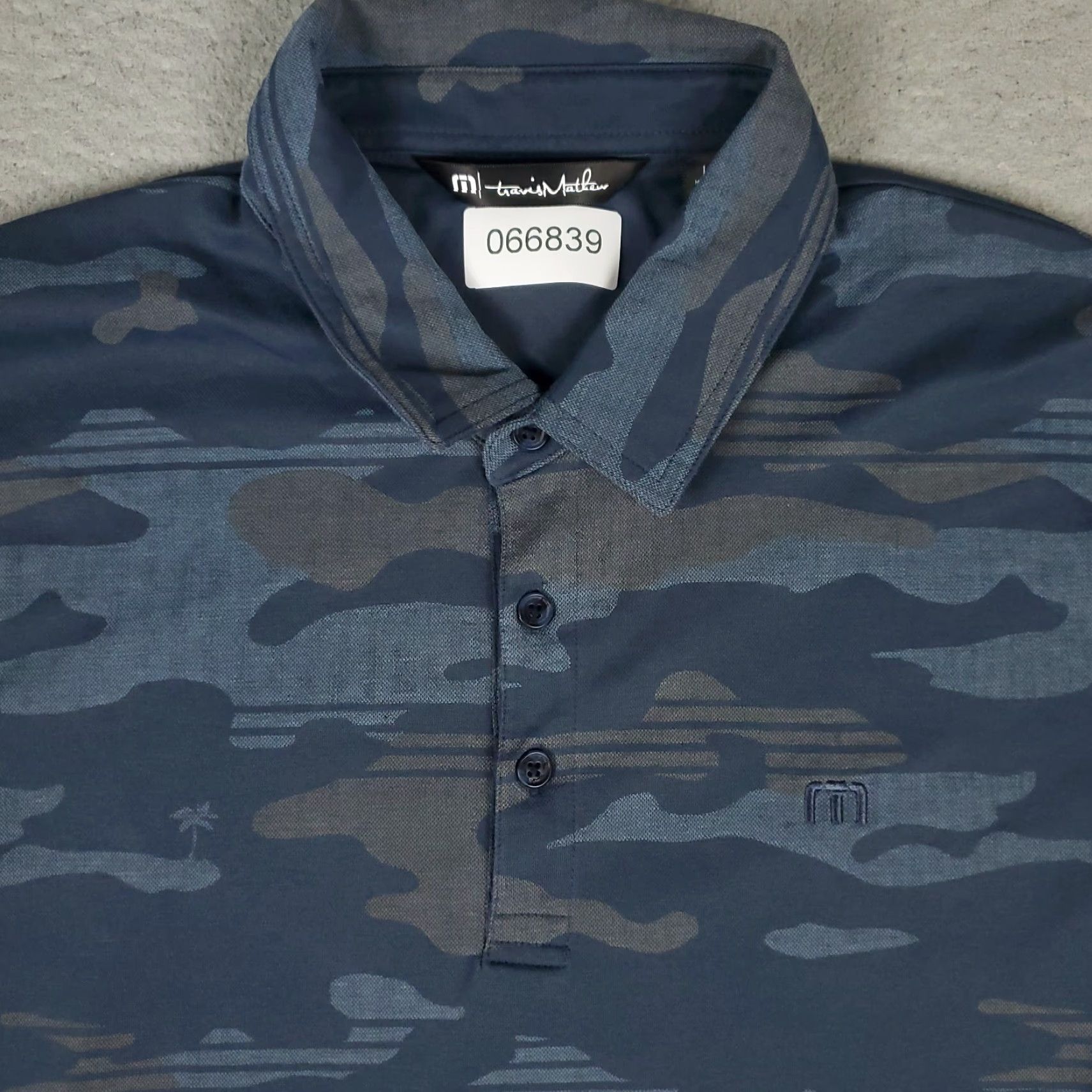 TravisMathew Travis Mathew Polo Shirt Mens Large Blue Camouflage Cable Golf Short Sleeve Shirt Size US L / EU 52-54 / 3 - 2 Thumbnail