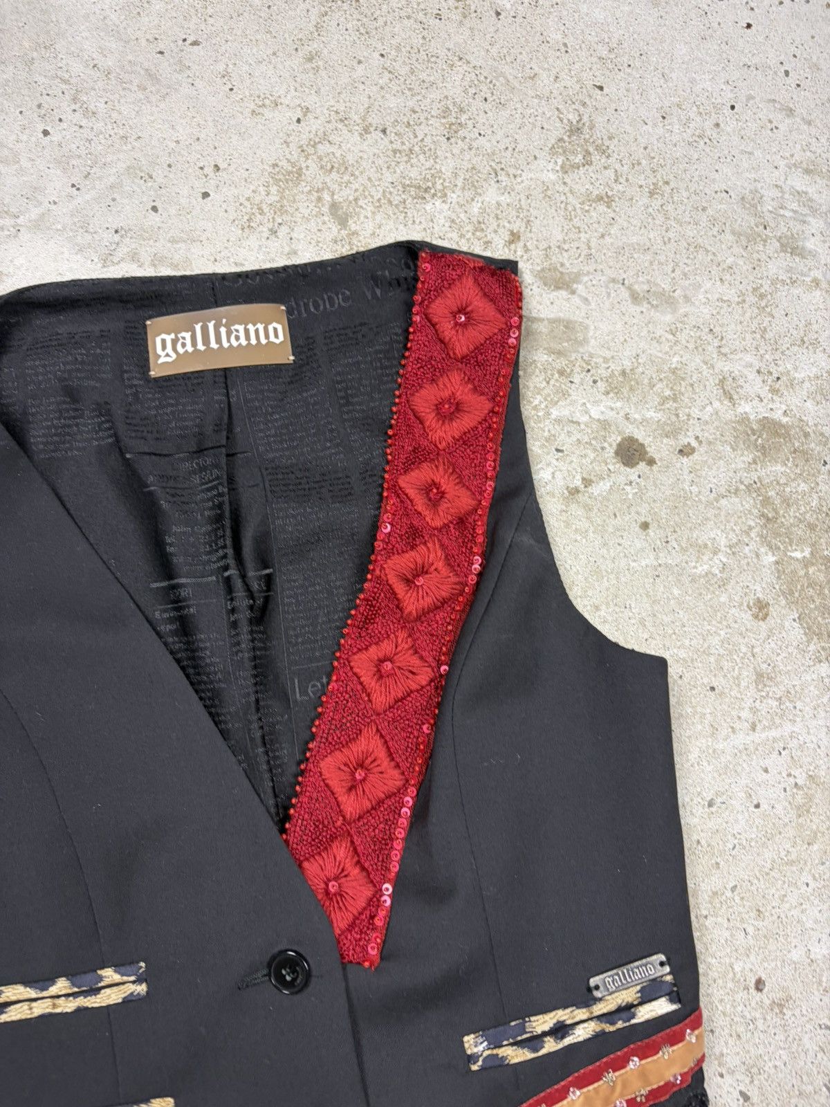 John Galliano John Galliano Embellished Embroidered Printstripe Vest Size S / US 4 / IT 40 - 5 Thumbnail