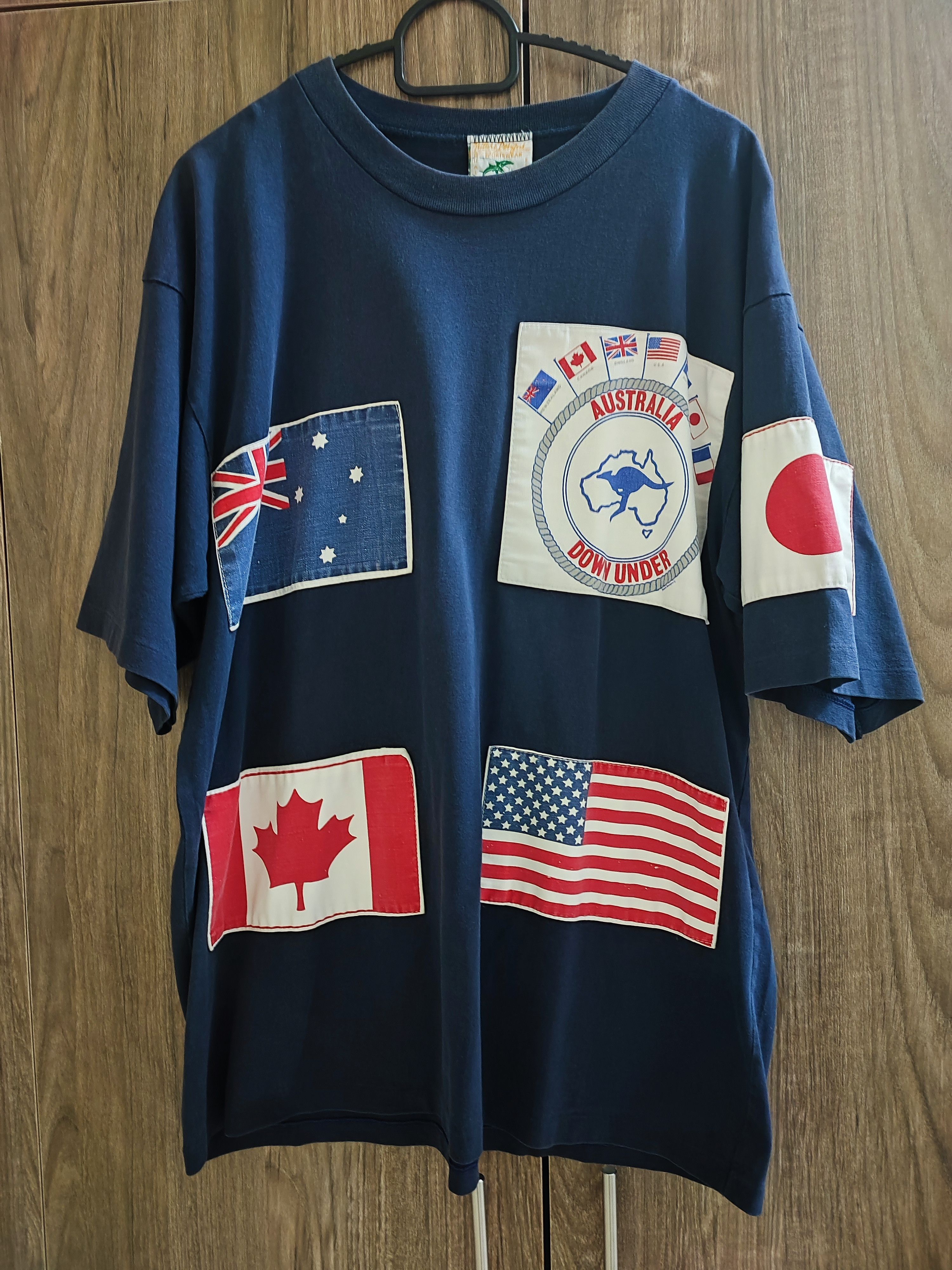 Vintage 90's Australia Down Under Patches Flag T-Shirt
