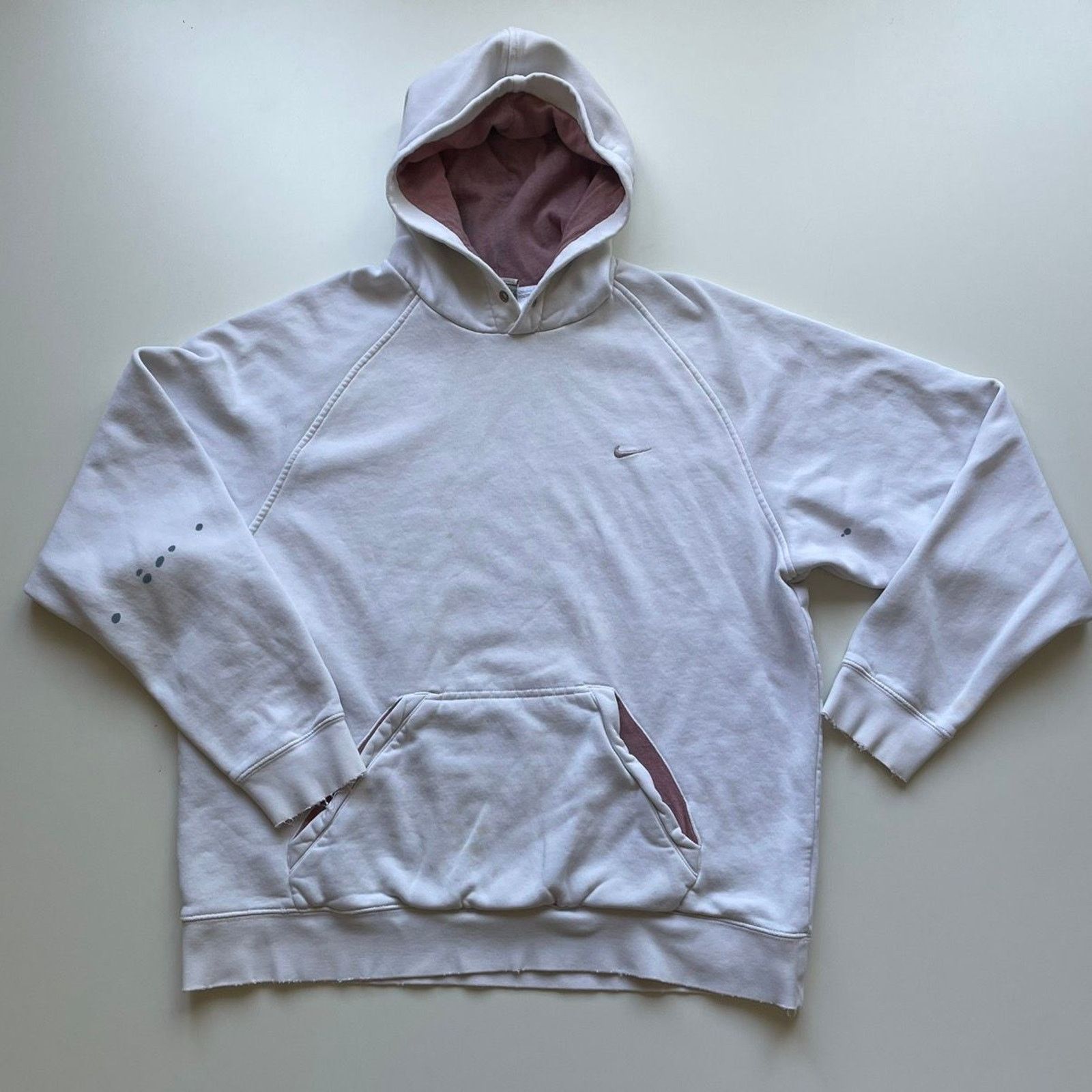 Nike Vintage Nike Sportswear Swoosh Y2K Hoodie XL Boxy White Rare Size US L / EU 52-54 / 3 - 1 Thumbnail
