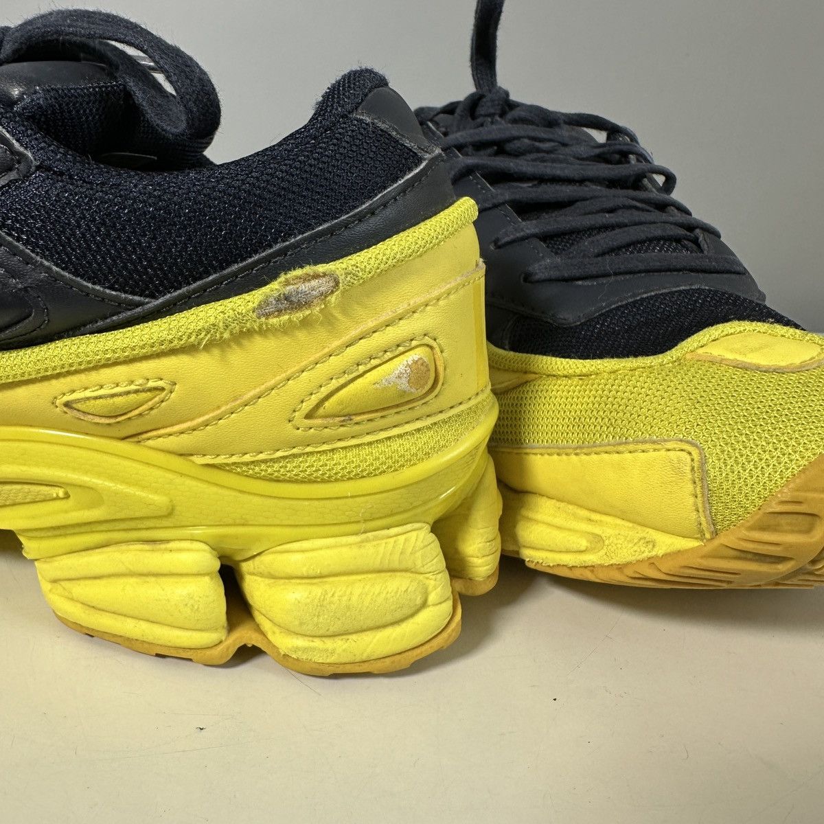 Adidas × Raf Simons × Raf by Raf Simons adidas ozweego raf simons Bright Yellow Night Navy Size US 9.5 / EU 42-43 - 6 Thumbnail