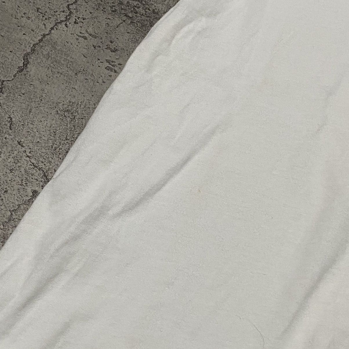 Vetements Vetements Back Logo White Staff T Shirt Size US S / EU 44-46 / 1 - 6 Thumbnail