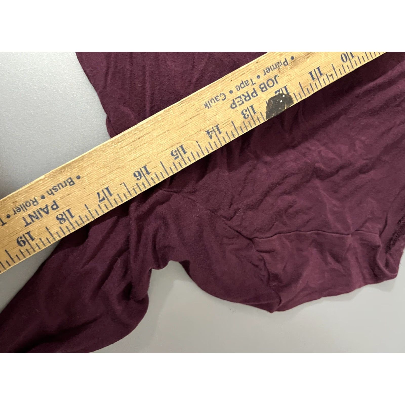 Vintage VINTAGE Halogen Women's T-Shirt Long Sleeve Pullover Size Small Burgundy Solid Casual Women Size S / US 4 / IT 40 - 5 Thumbnail
