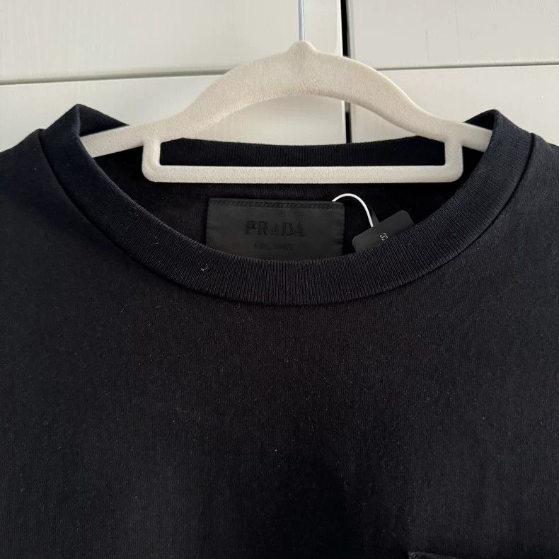 Prada Prada Black short-sleeved T-shirt Size US L / EU 52-54 / 3 - 6 Thumbnail