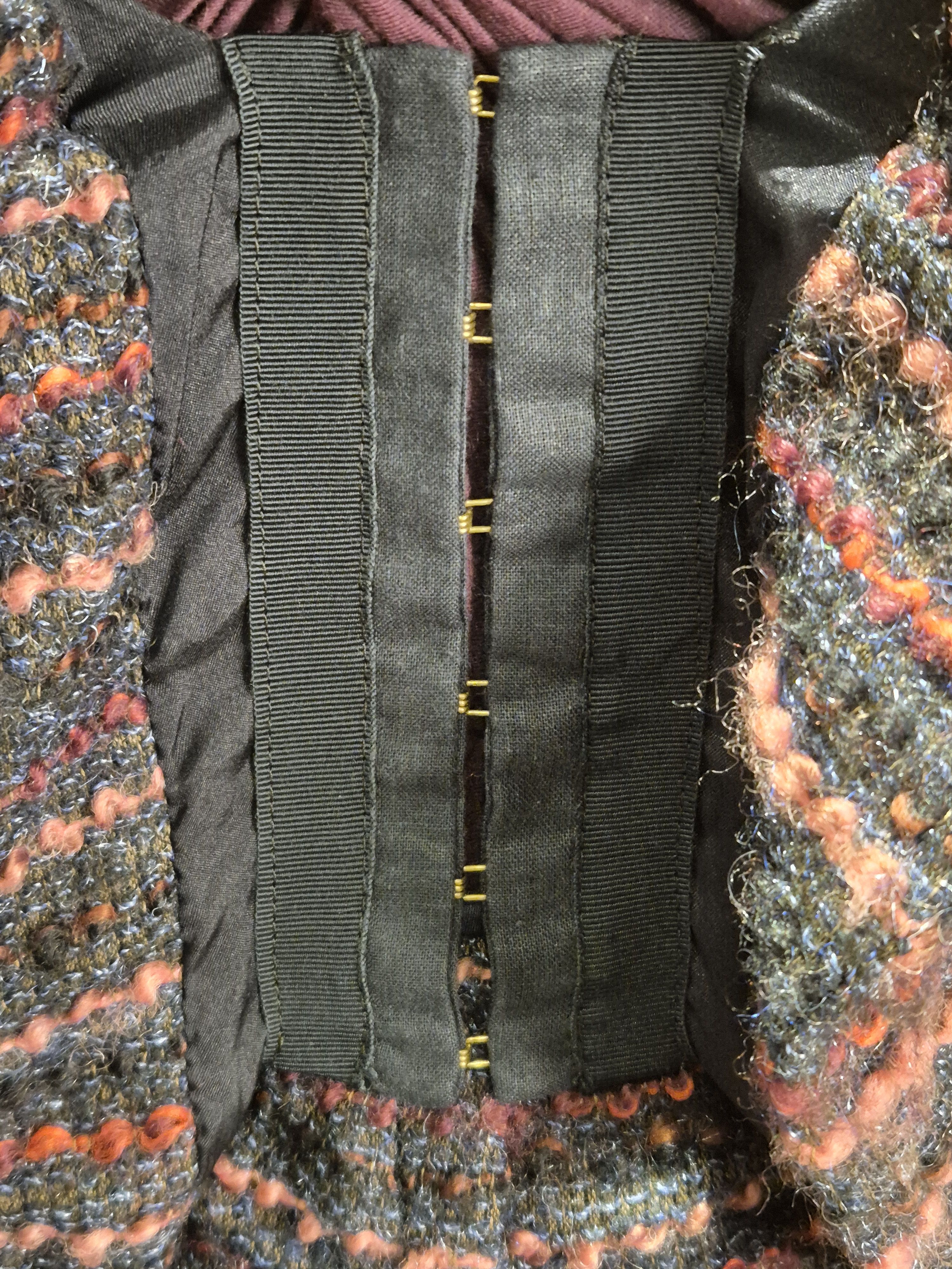 Nina Ricci Nina Ricci wool/silk boucle 2 piece suit Y2K Size XS / US 0-2 / IT 36-38 - 13 Thumbnail