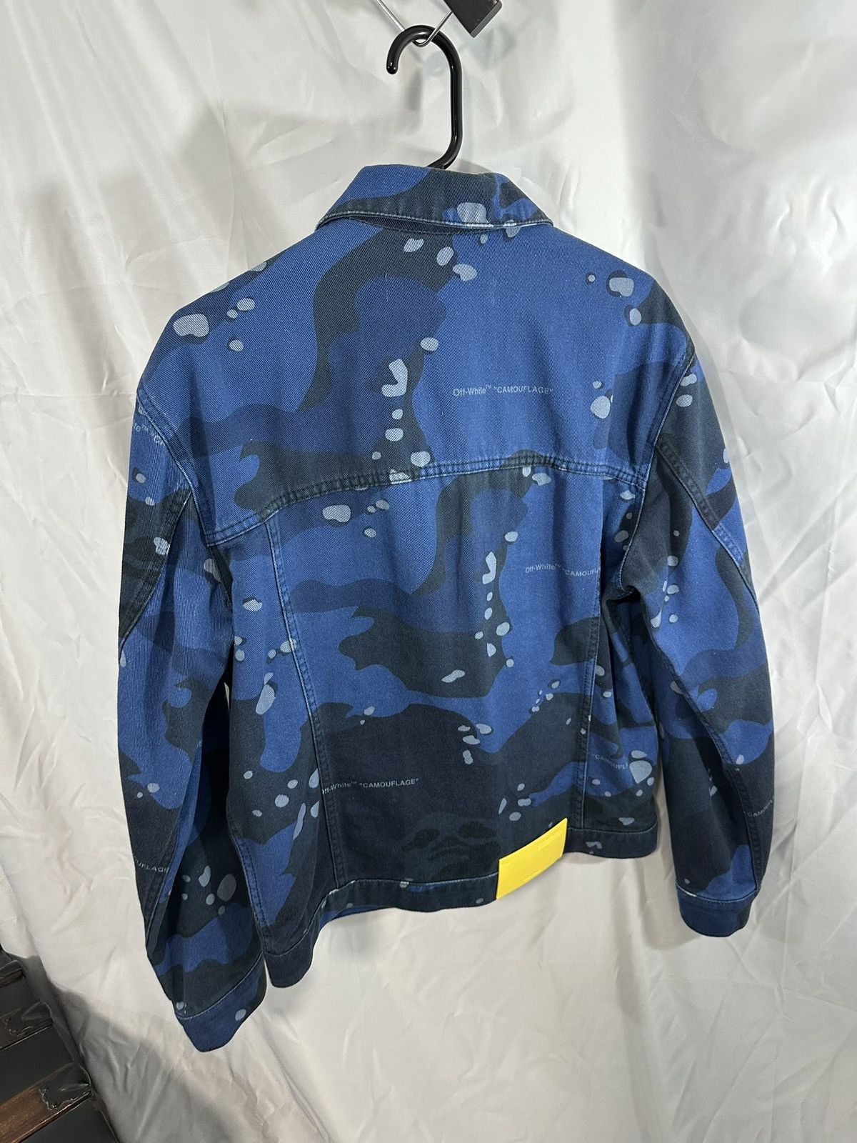 Off-White Off whote camo denim jacket Size US M / EU 48-50 / 2 - 8 Thumbnail