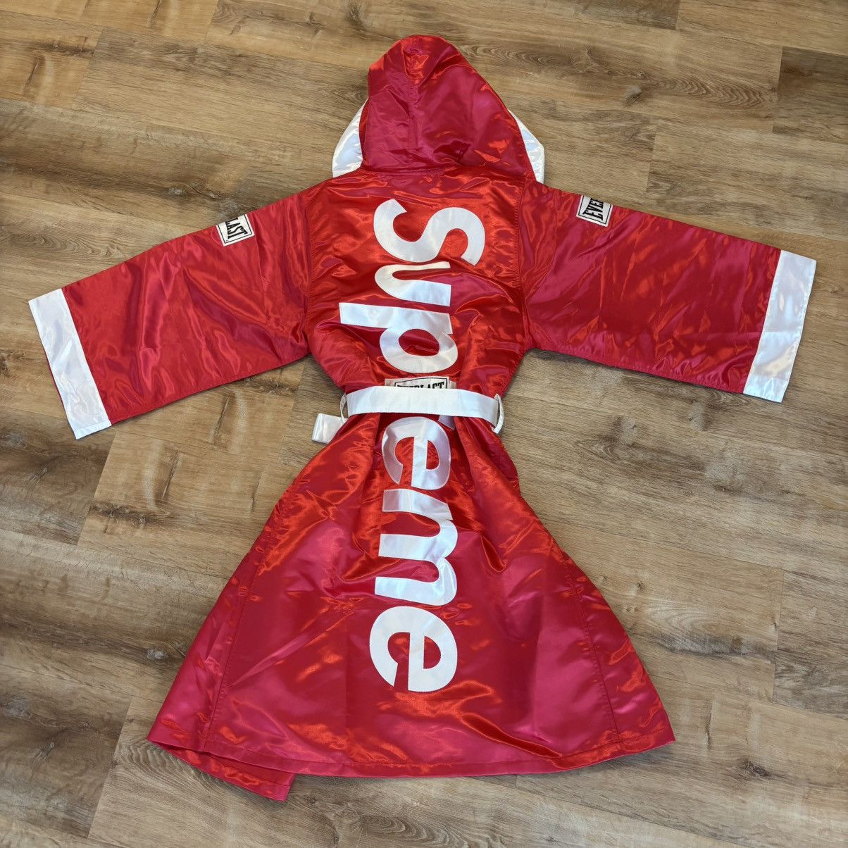 Supreme Supreme Everlast boxing Cloak Size Large Size US L / EU 52-54 / 3 - 2 Thumbnail
