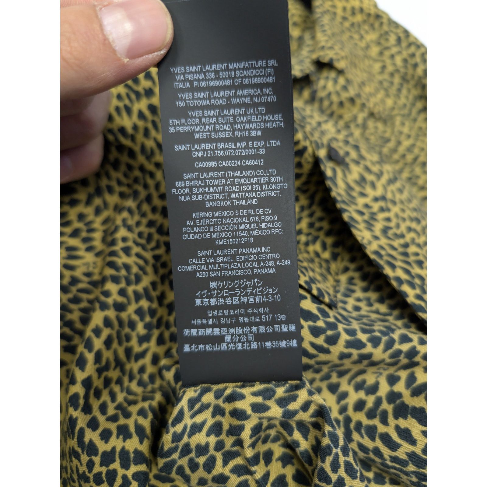 Saint Laurent Paris o1rshd1 Leopard Print Hawaiian Short-Sleeve Shirt in Black Size US XL / EU 56 / 4 - 22 Thumbnail