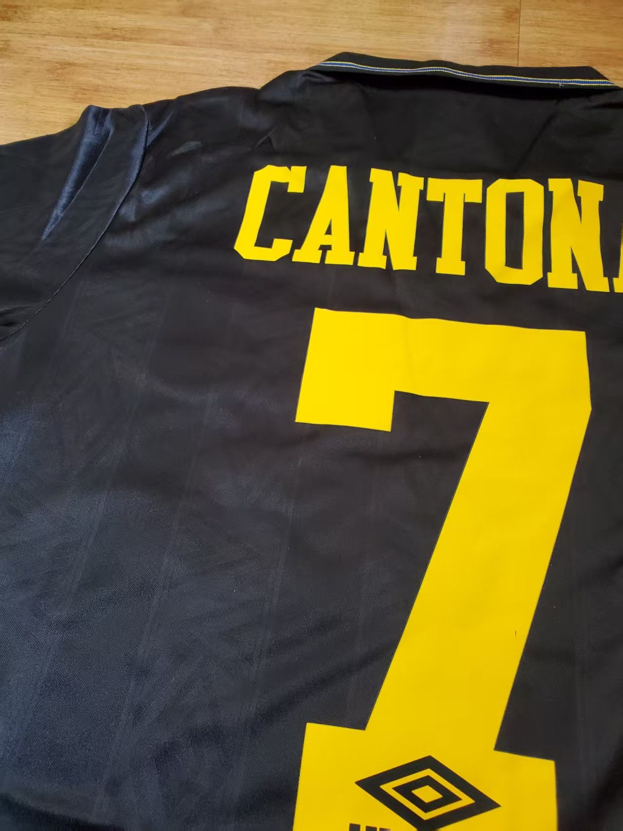 Other 93 94 MUFC #7 Eric Cantona Jersey Size US M / EU 48-50 / 2 - 5 Thumbnail