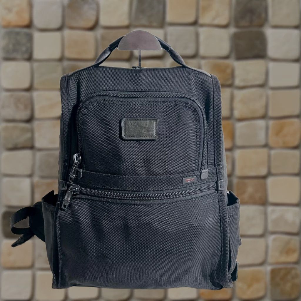 tumi alpha 3 in 1 backpack messenger bag Bravo Search Khaki made from TUMIs patented TUMI - Alpha Brief Pack