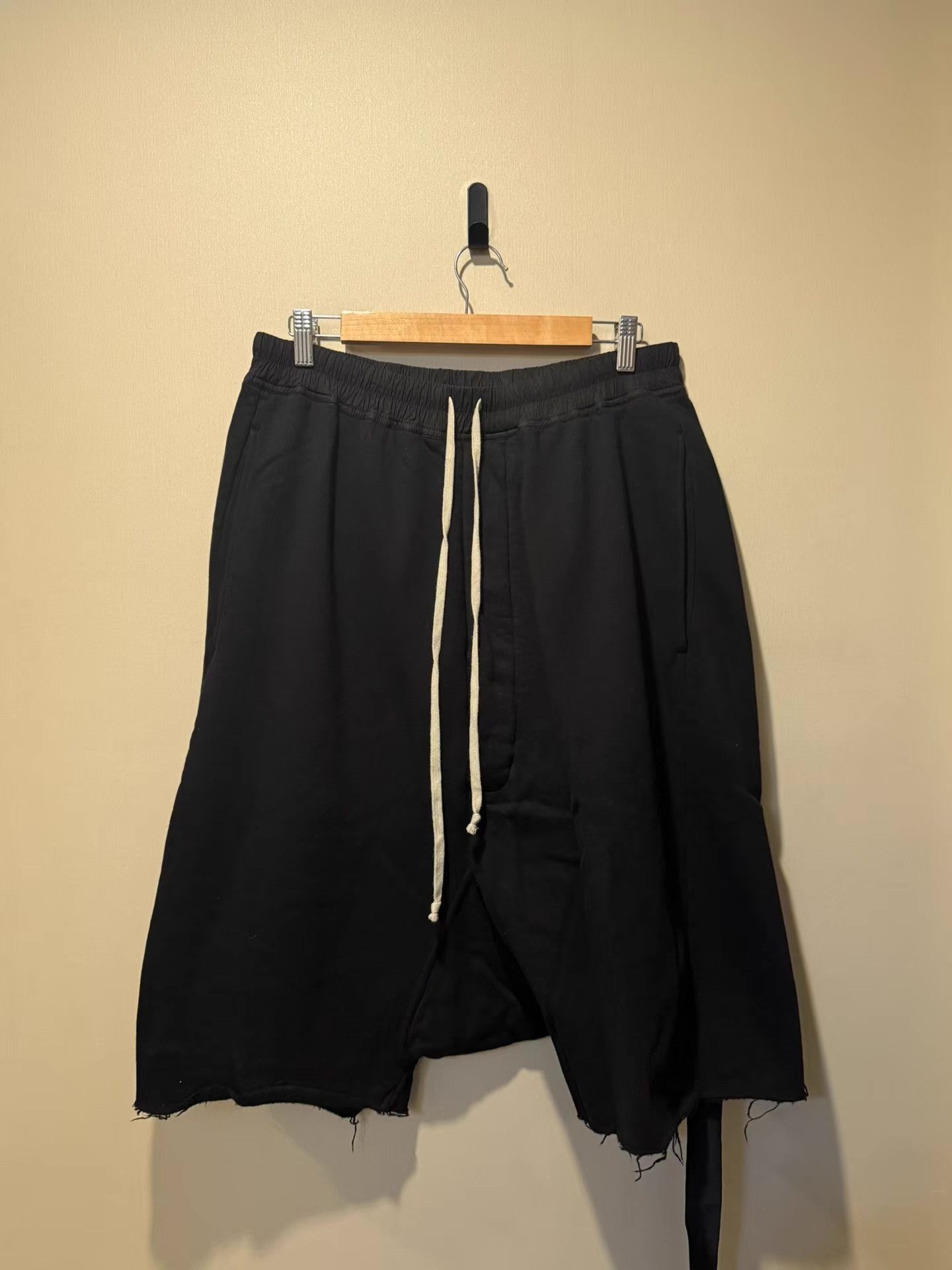 Rick Owens Rick Owens black drop-crotch shorts with streamers Ｑ20 Size US 32 / EU 48 - 1 Thumbnail