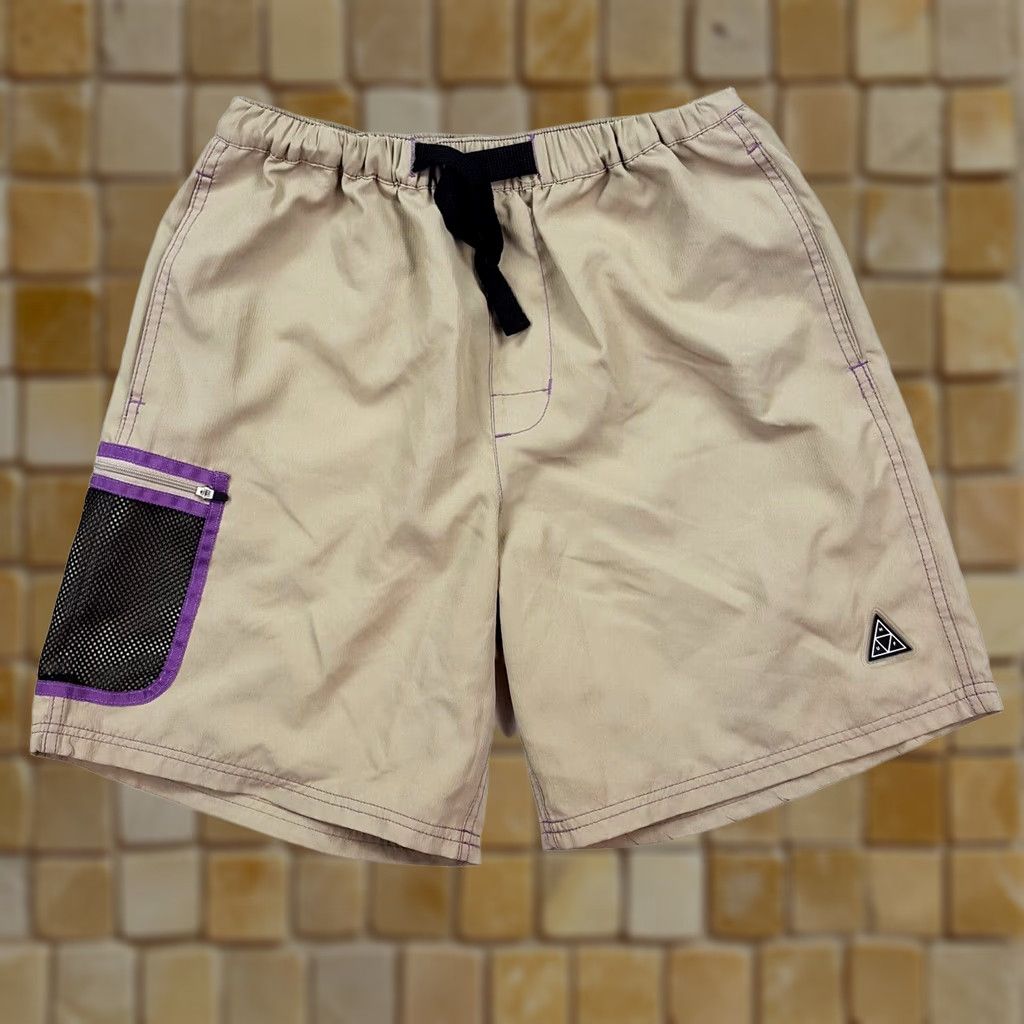 Huf VINTAGE HUF Skateboarding Streetwear Women's S Beige Khaki Outdoor Shorts Hiking Shirt Size 28" / US 6 / IT 42 - 1 Thumbnail
