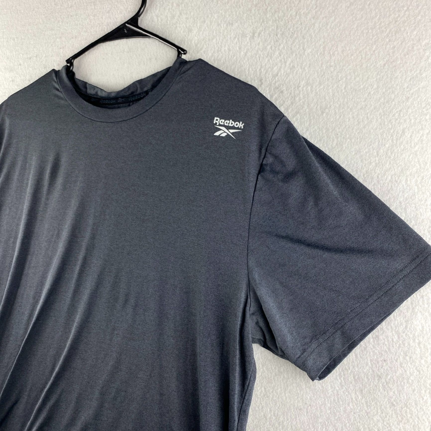 Reebok Reebok Shirt Mens M Black Short Sleeve Crew Neck Pullover Moisture Wick Size US M / EU 48-50 / 2 - 6 Thumbnail