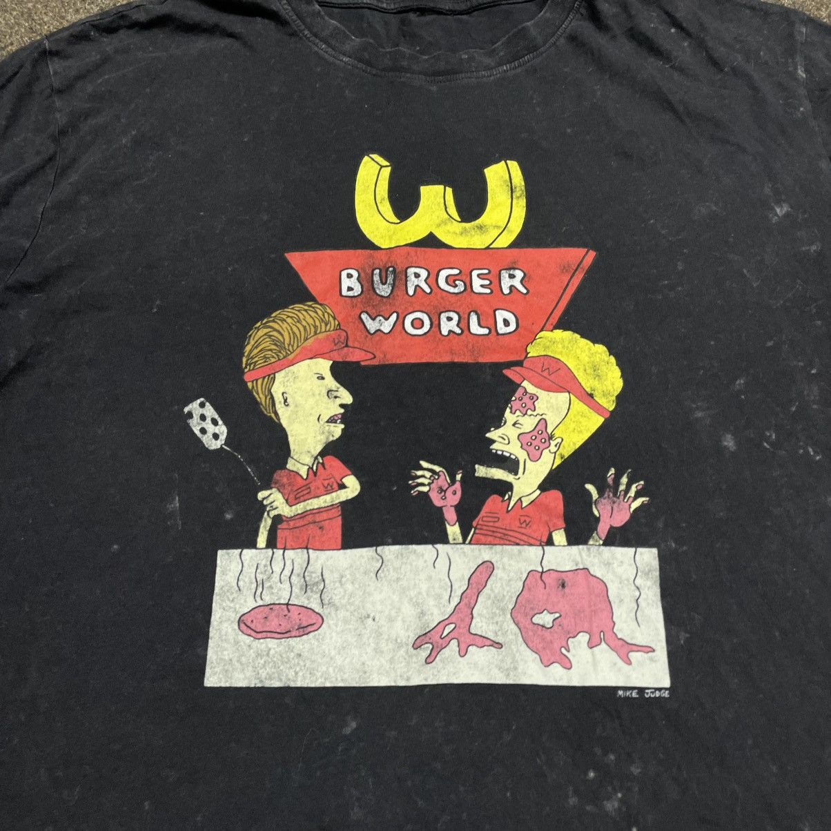 Vintage Vintage Y2K Sun Faded Burger World Graphic Tee Streetwear L Size US L / EU 52-54 / 3 - 1 Thumbnail
