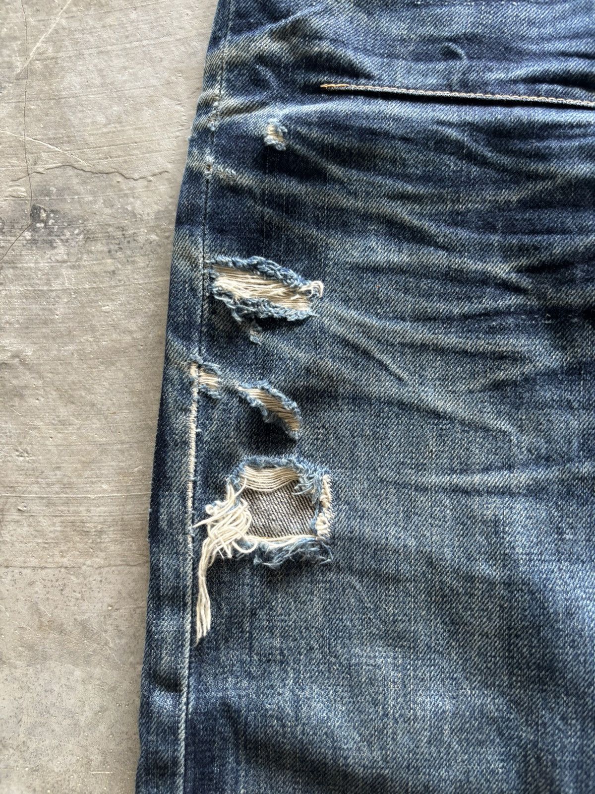 Number (N)ine DISTRESSED NUMBER (N)INE BIRDS DOUBLE KNEE CARPENTER DENIM Size US 32 / EU 48 - 24 Thumbnail