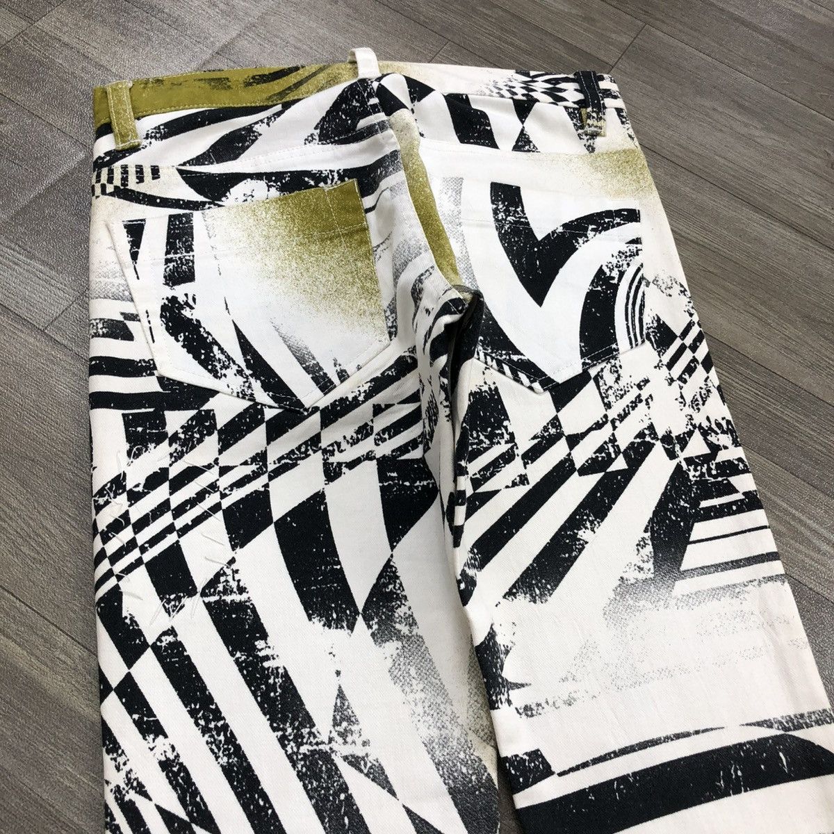 If Six Was Nine 2000s Okiraku Japan Graphics Printed Jeans Size US 28 / EU 44 - 12 Thumbnail